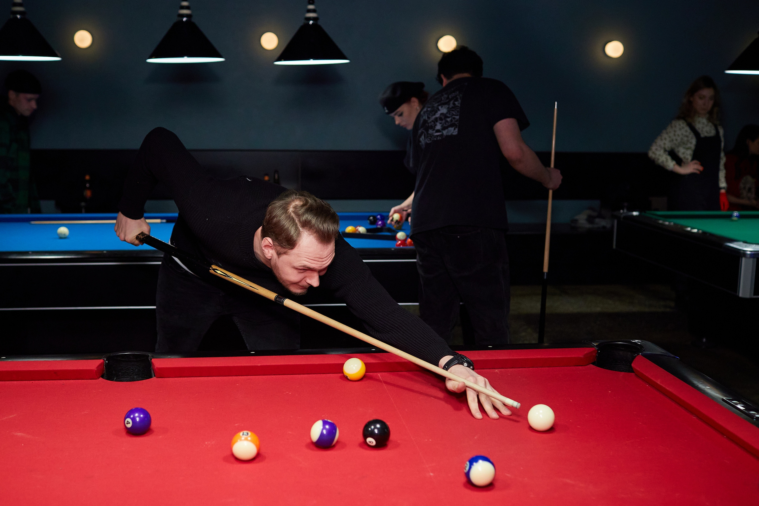 День Рождения в баре «Круглый шар». Александр Осин — корпоративный и семейный фотограф в Москве