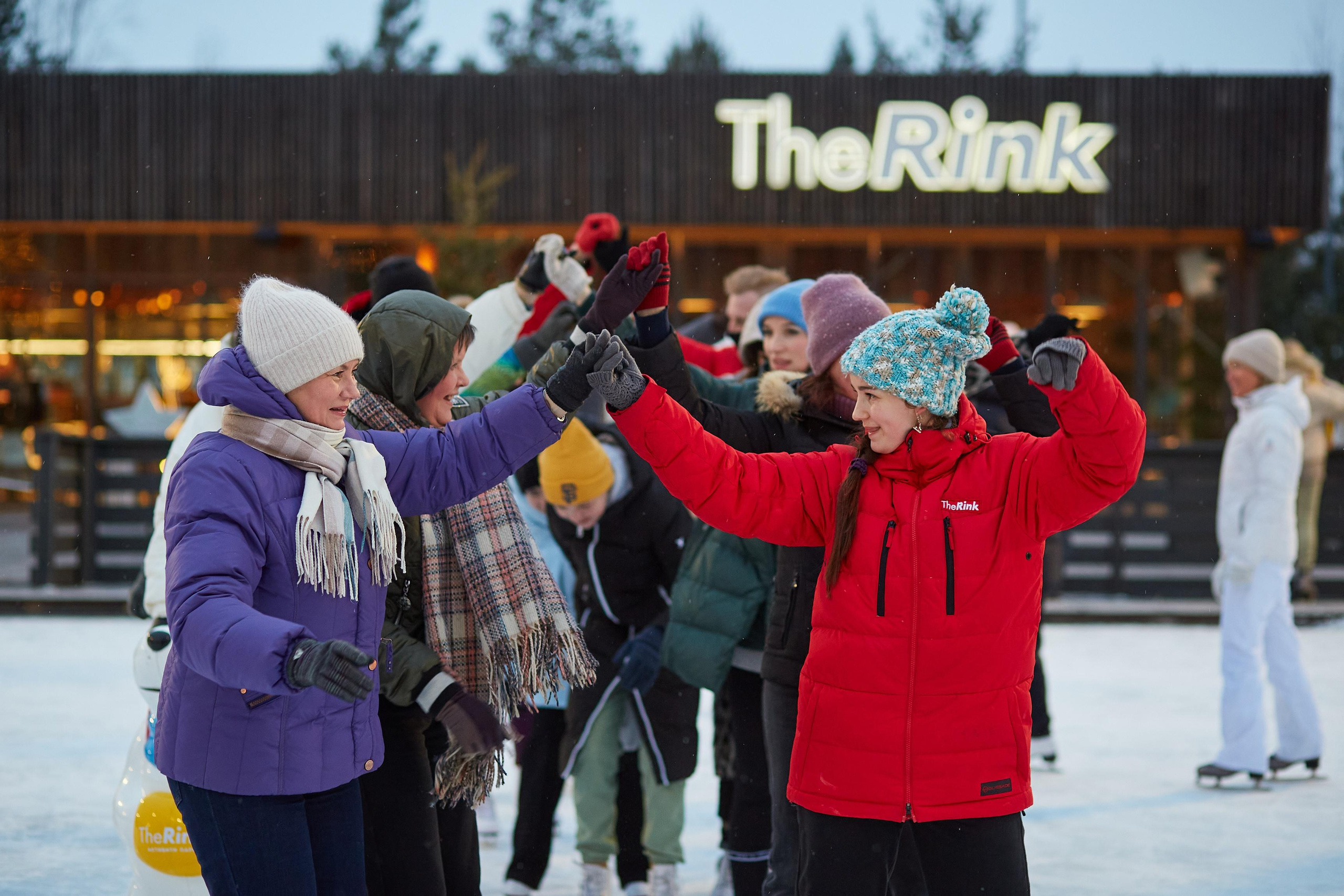 Каток The Ring в Сколково. Александр Осин — корпоративный и семейный фотограф в Москве