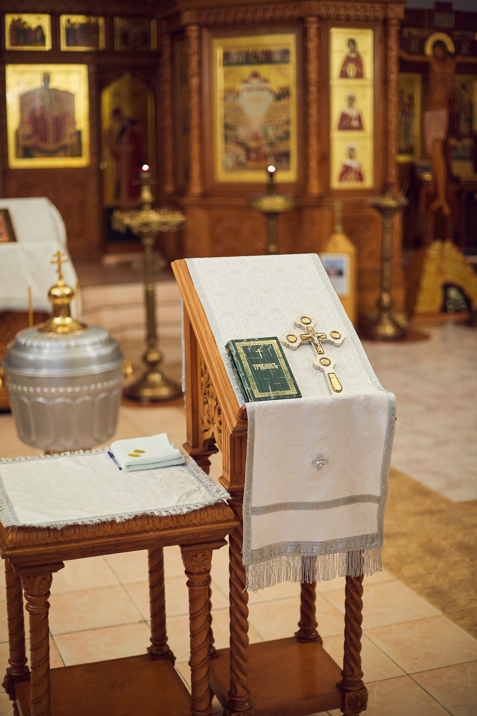 Александро-Невский храм. Александр Осин — корпоративный и семейный фотограф в Москве