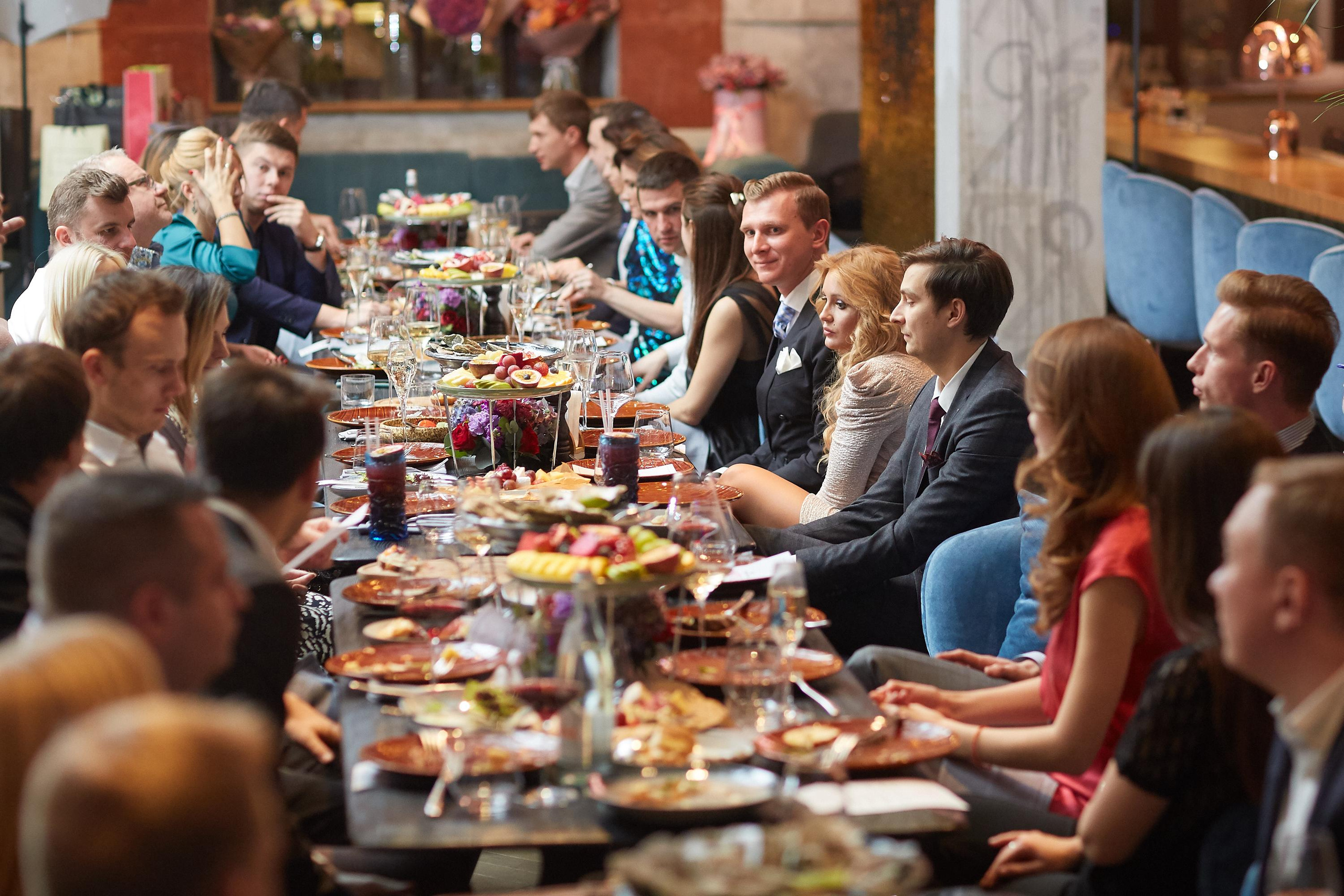 День Рождения в ресторане FADO. Александр Осин — корпоративный и семейный фотограф в Москве