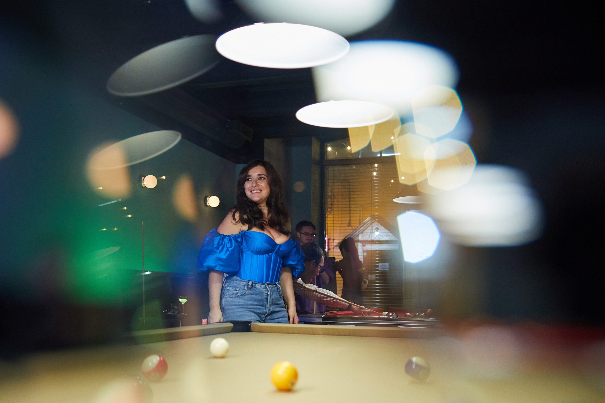 День Рождения в баре «Круглый шар». Александр Осин — корпоративный и семейный фотограф в Москве