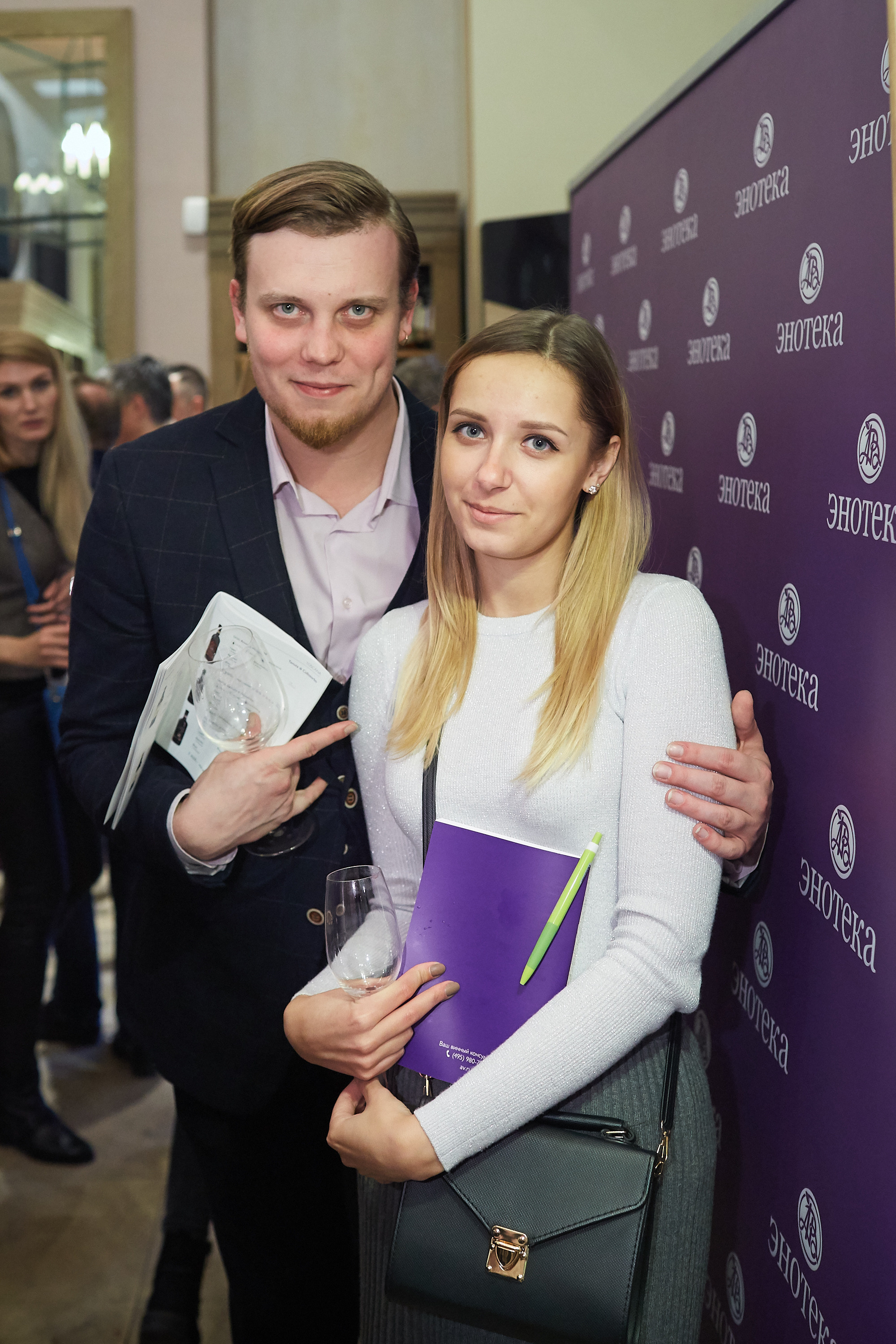 ЭНОТЕКА. Александр Осин — корпоративный и семейный фотограф в Москве