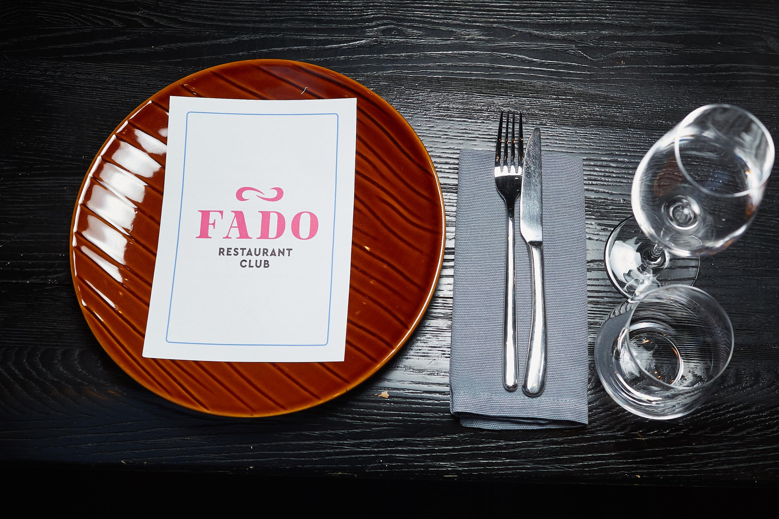 День Рождения в ресторане FADO. Александр Осин — корпоративный и семейный фотограф в Москве