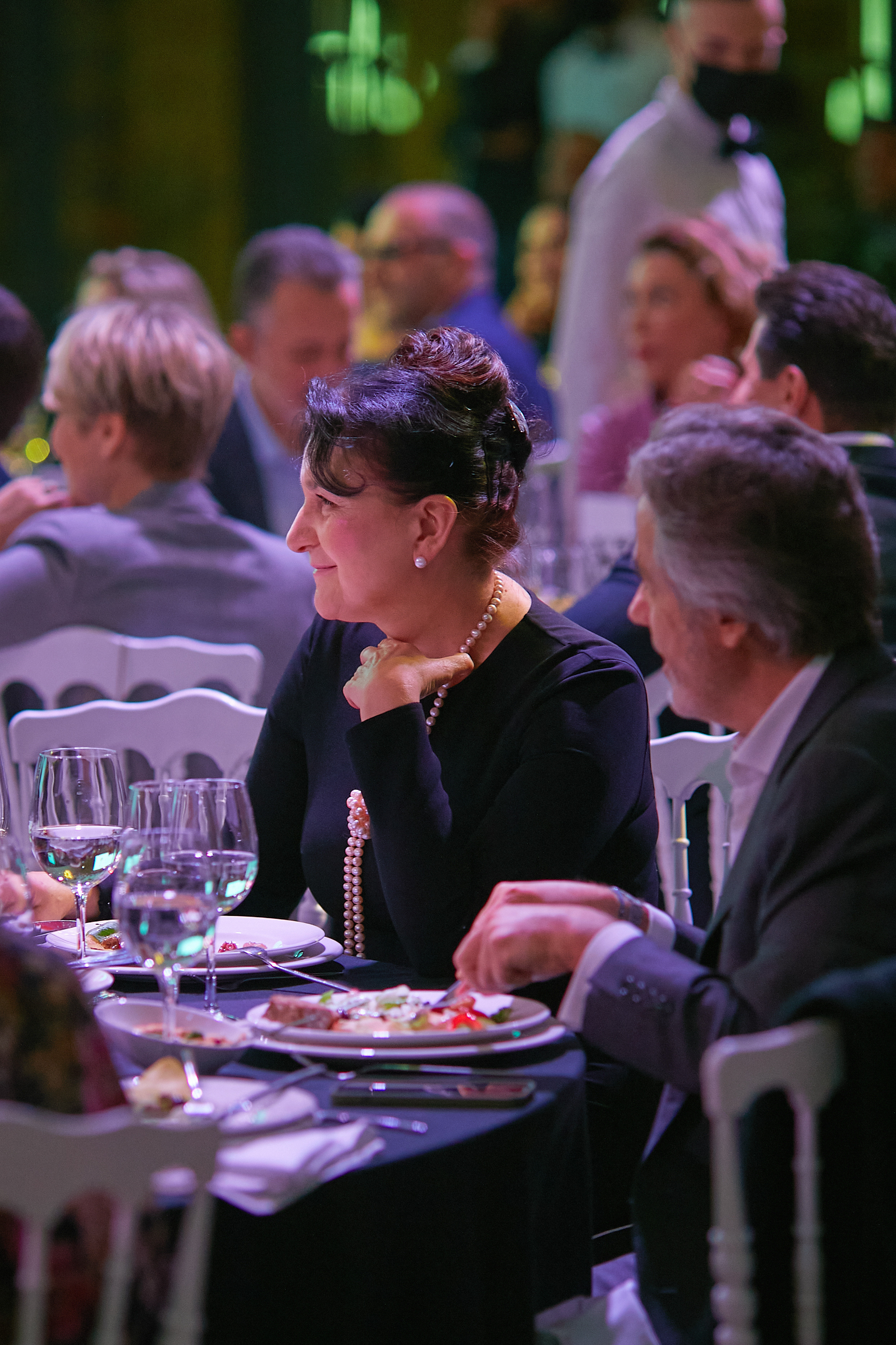 День Рождения в Греческом стиле. Александр Осин — корпоративный и семейный фотограф в Москве