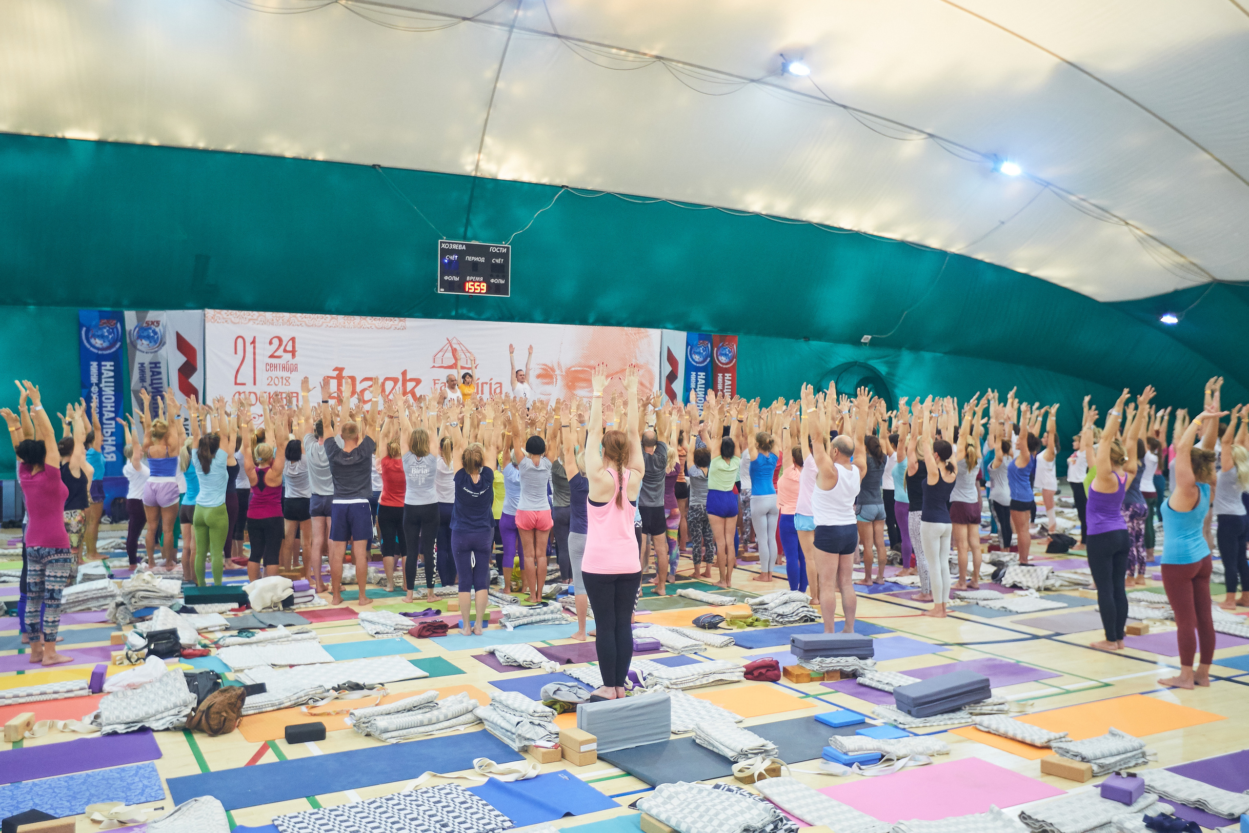Фаек Бириа в Москве. Александр Осин — корпоративный и семейный фотограф в Москве