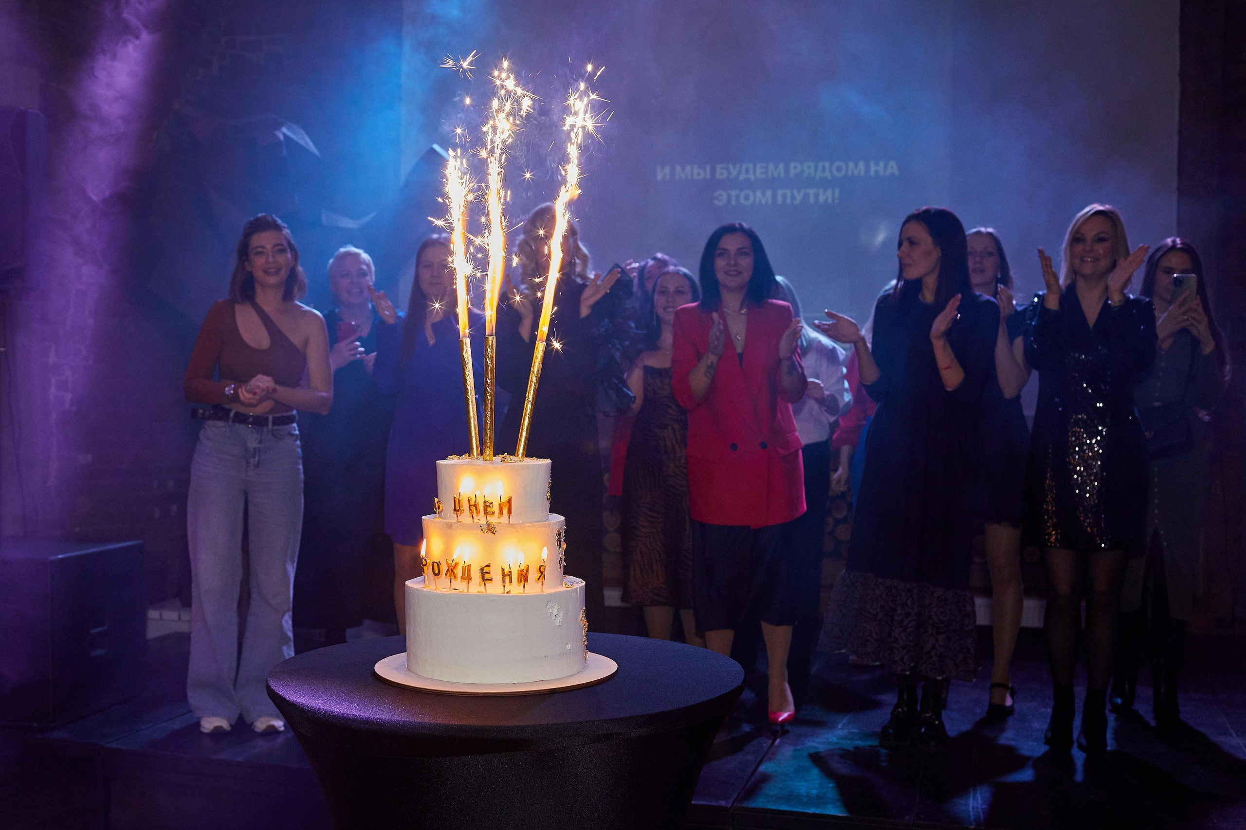 День Рождения «Ночь факапов». Александр Осин — корпоративный и семейный фотограф в Москве