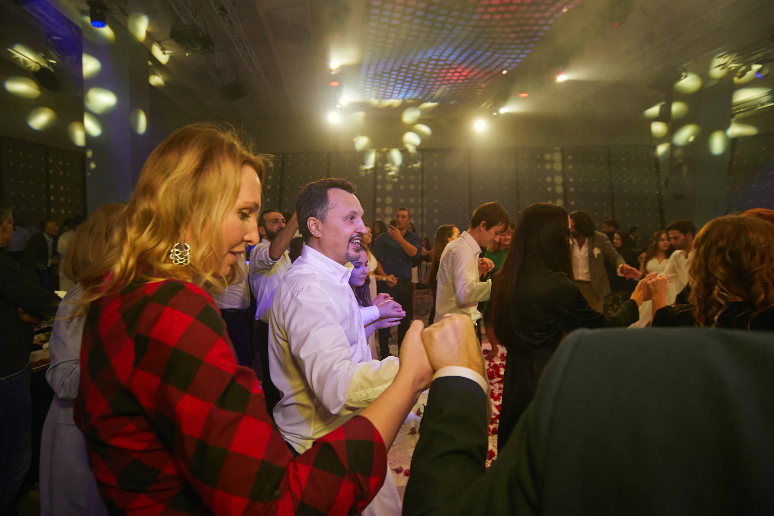 День Рождения в Греческом стиле. Александр Осин — корпоративный и семейный фотограф в Москве