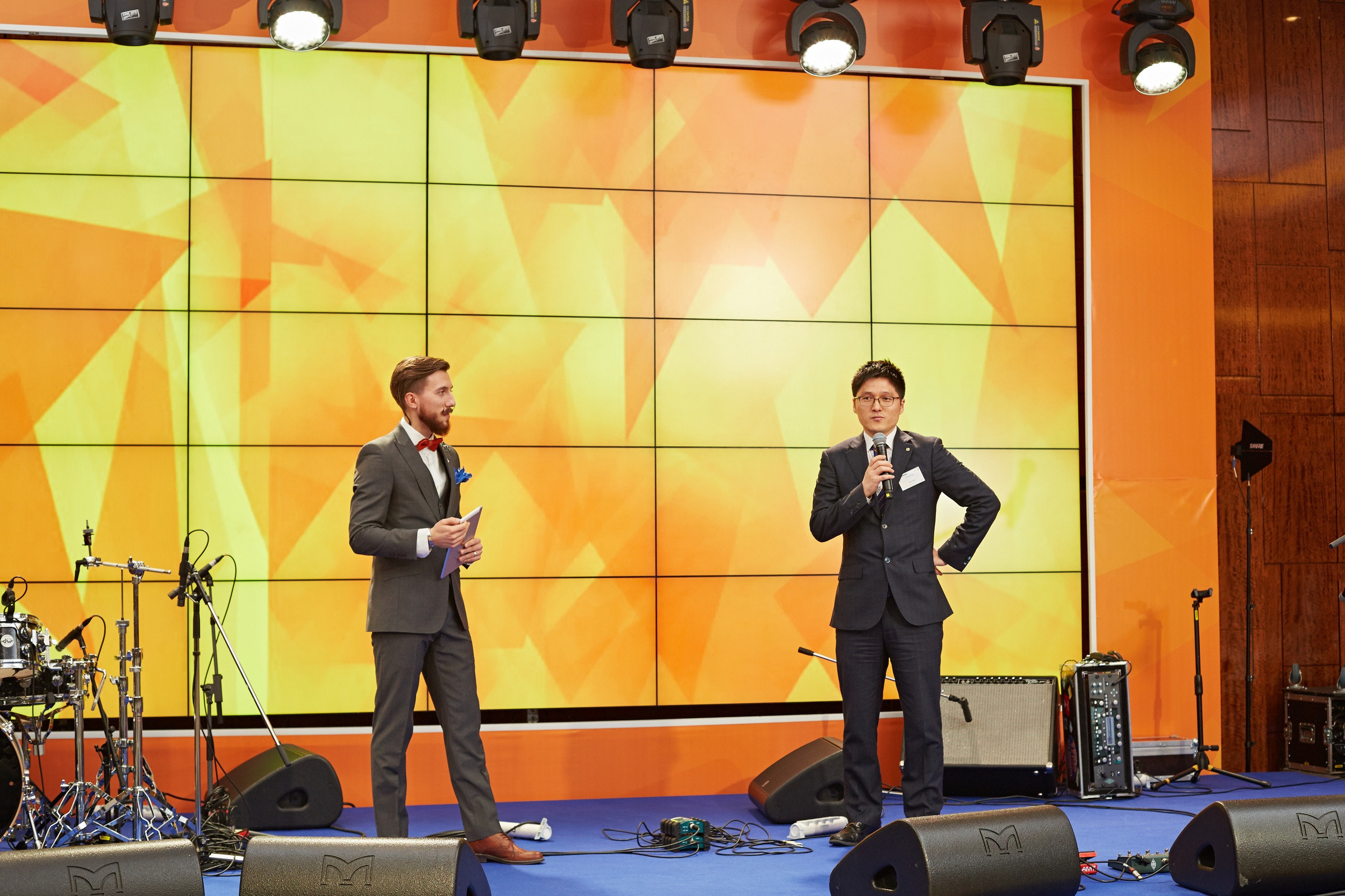 Корейская компания NAVIEN. Александр Осин — корпоративный и семейный фотограф в Москве