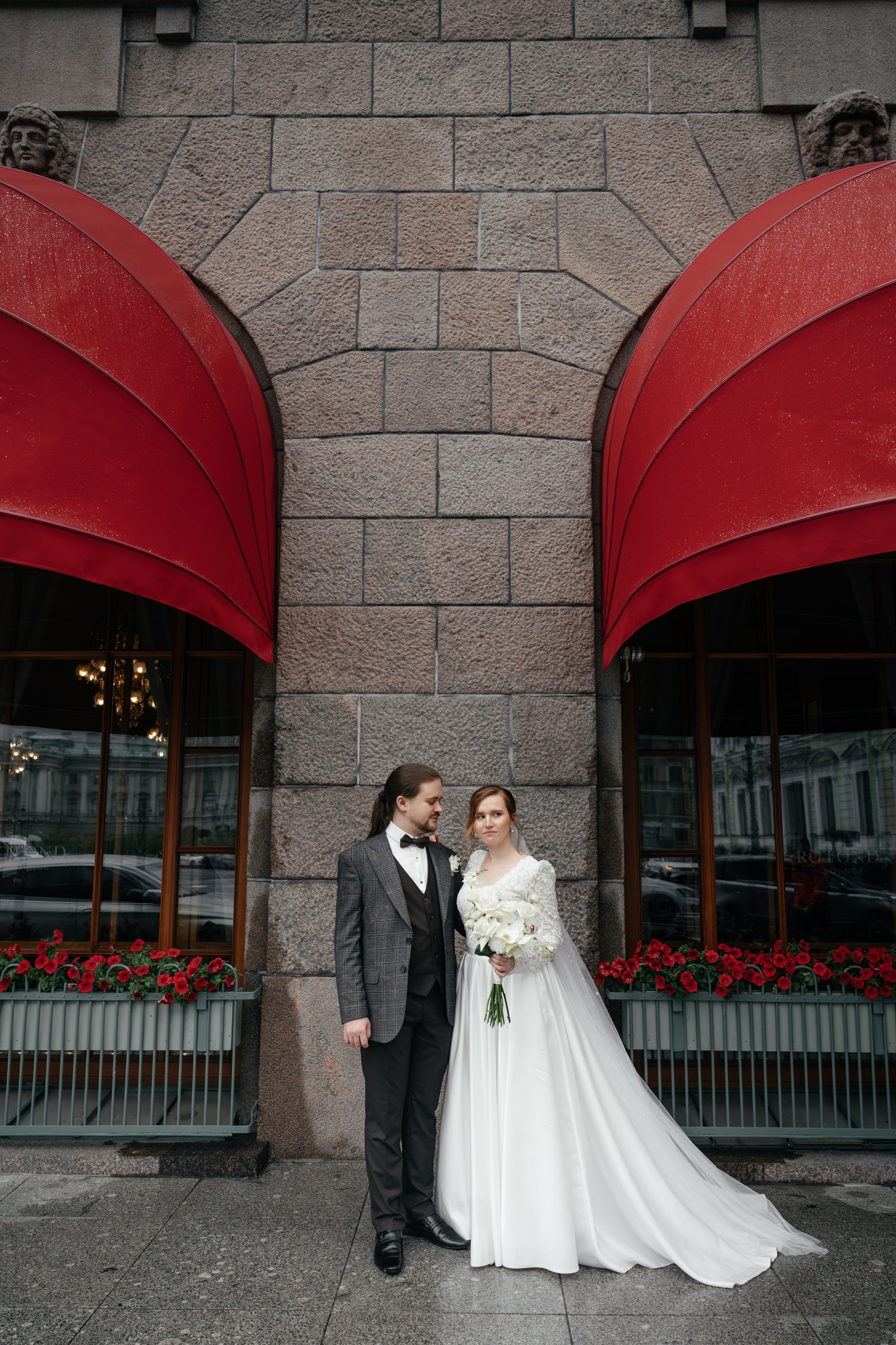 Никита и Фаина. Свадебный и студийный фотограф Ирина Котикова