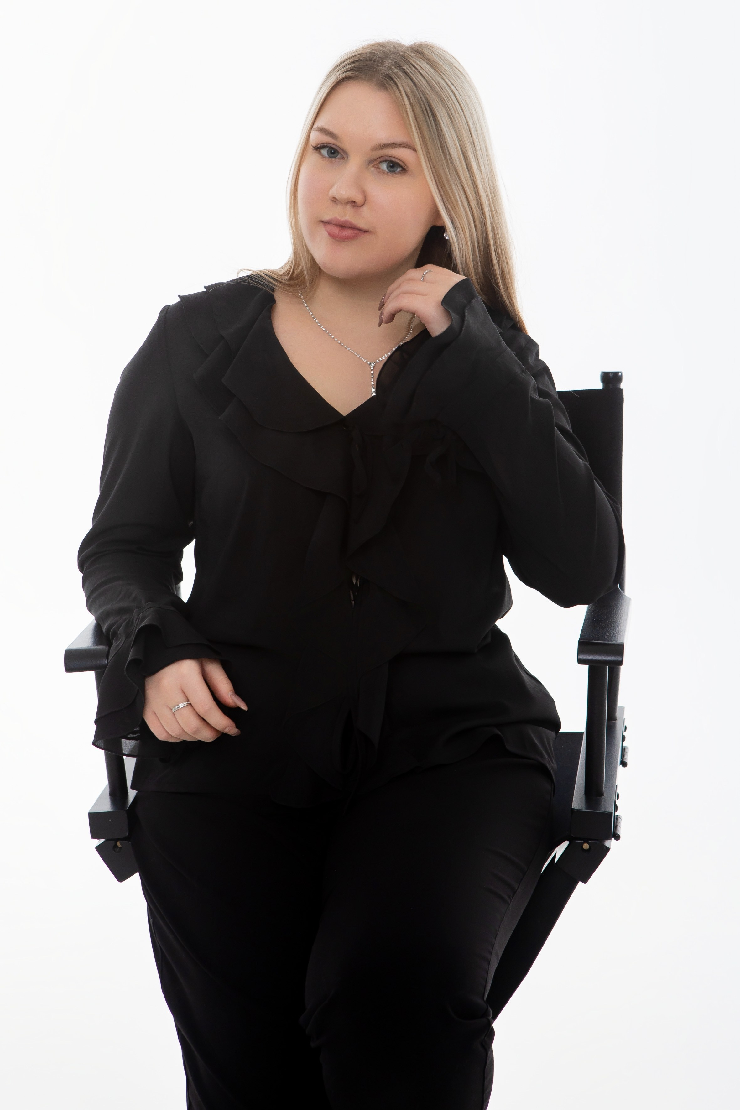 Студия Гимназия 12 11 А 2024 г. Свадебный и портретный Фотограф в Липецке Дмитрий Котюков