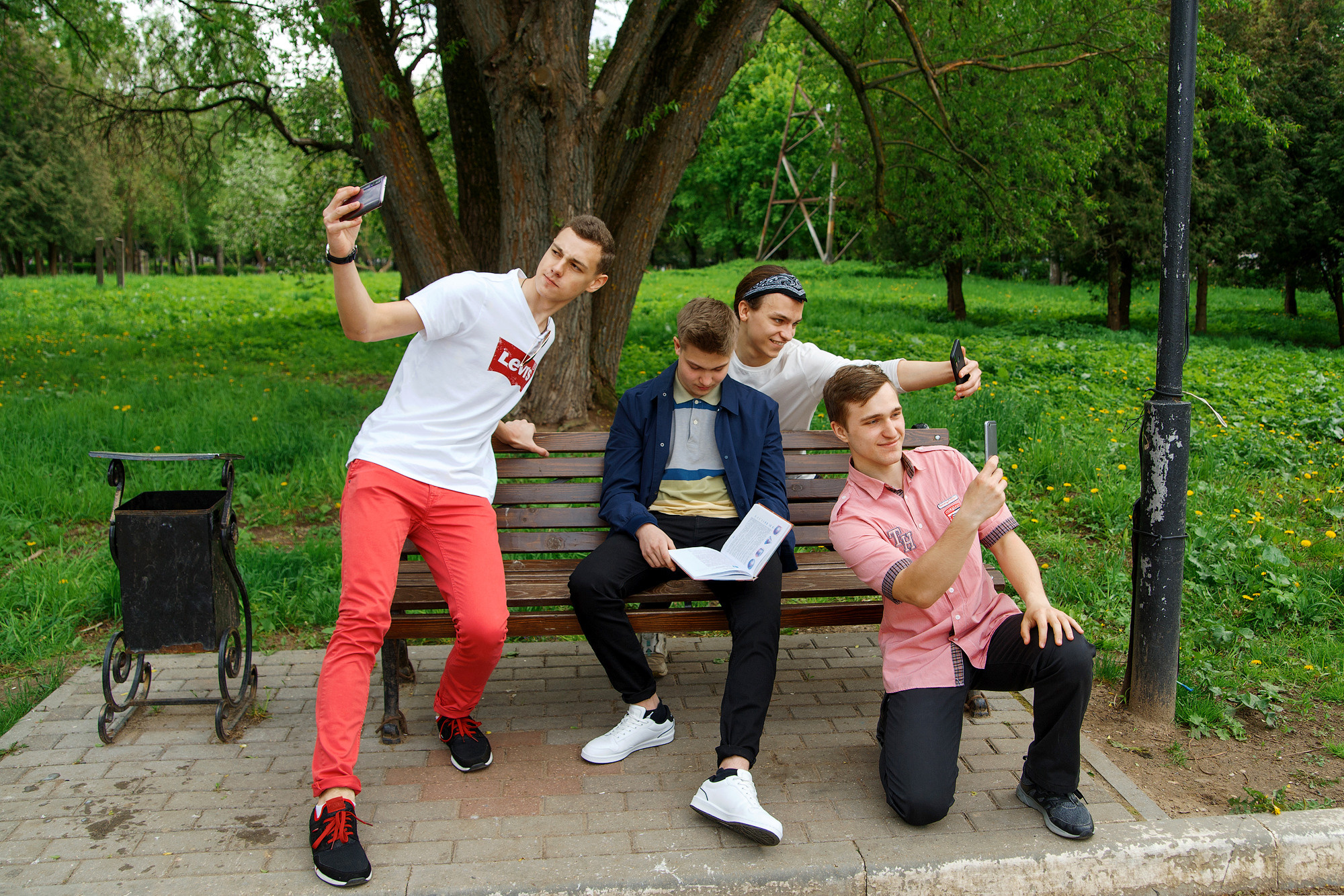 Прогулки школьников. Фотограф в Твери и Москве Юлия Бахтамова