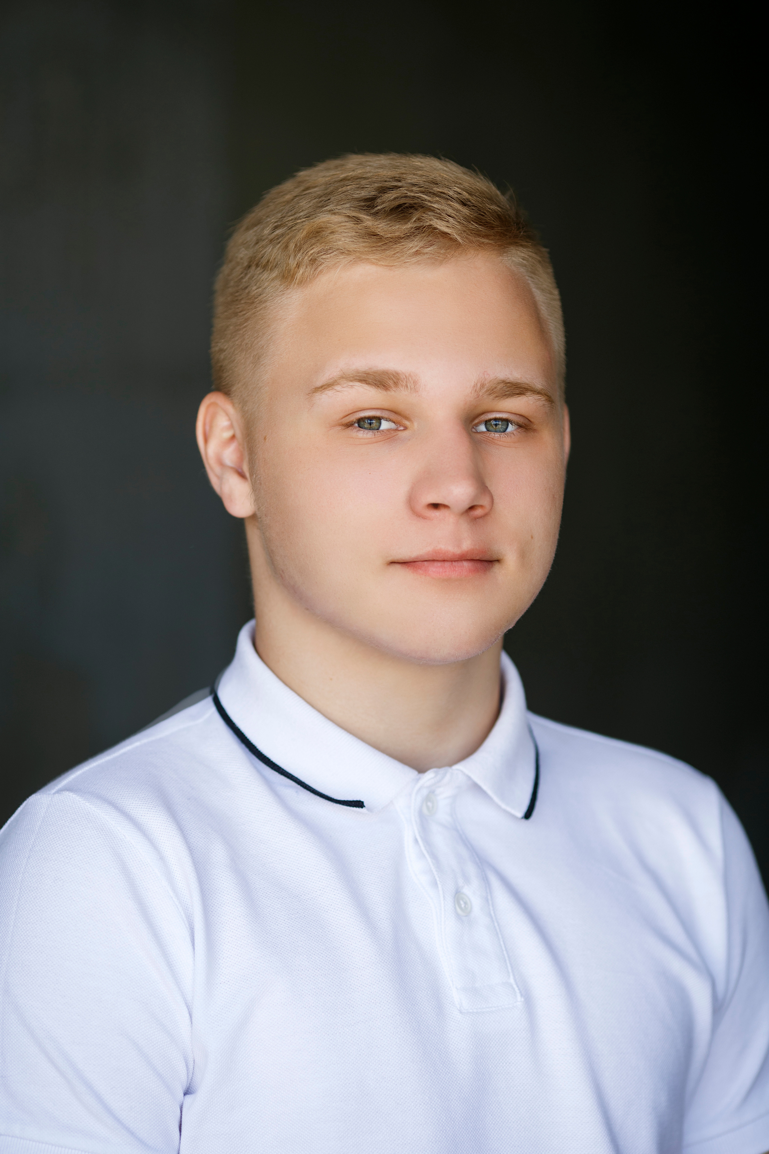 Портреты (старшие классы). Фотограф в Твери и Москве Юлия Бахтамова