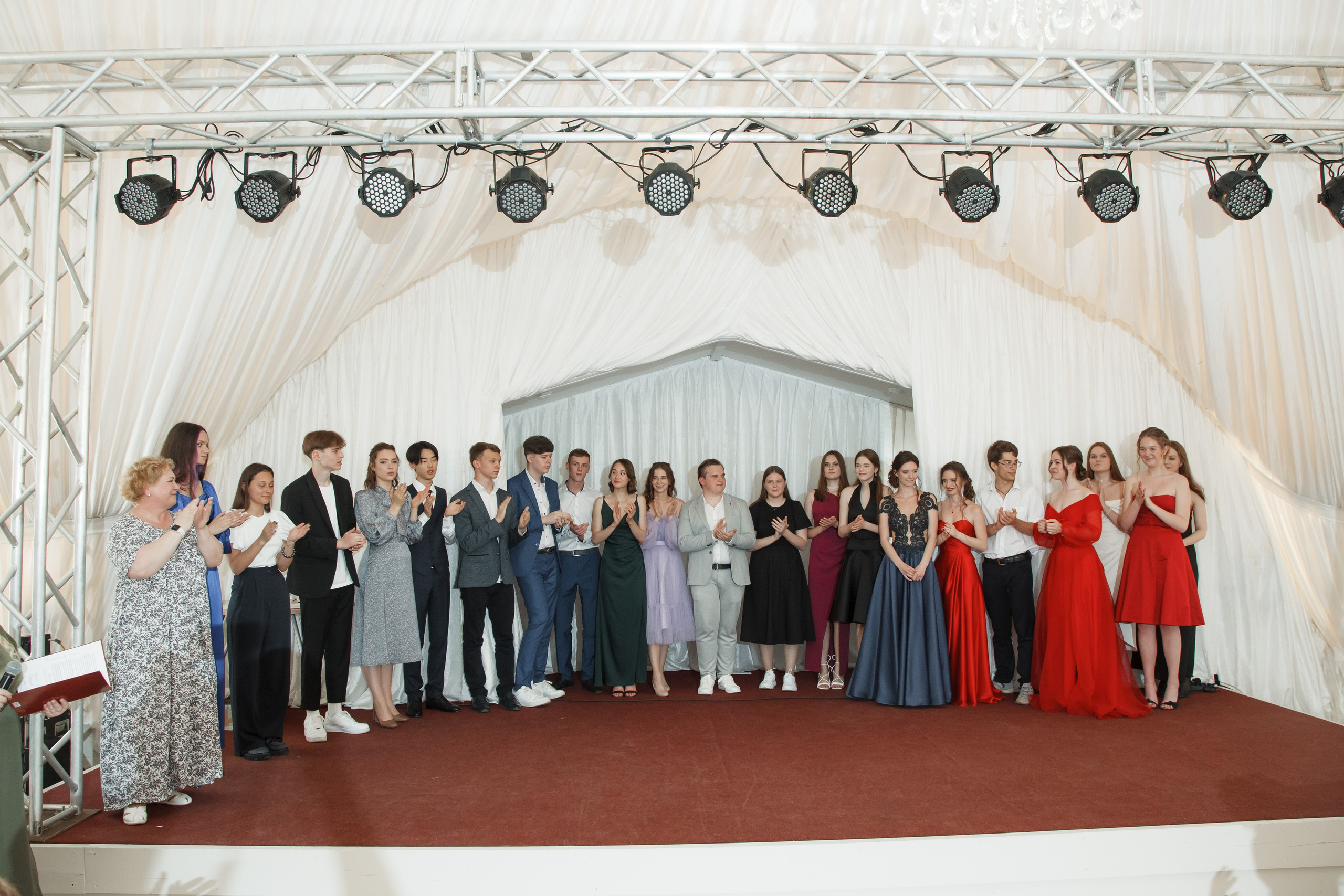 Выпускной, шатер в усадьбе «Гребнево». Свадебный и репортажный фотограф (Москва, Королев и другие)
