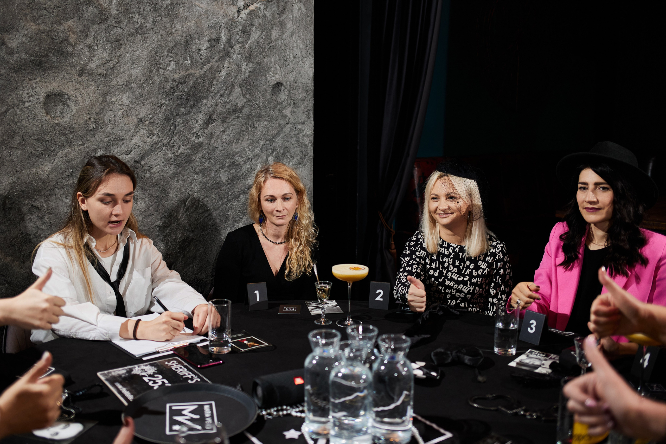 Клубные. Свадебная, репортажная фотосъемка и видеосъемка в Минске. Илья и Юлия Ширмановы. Фотограф | Видеограф | Минск