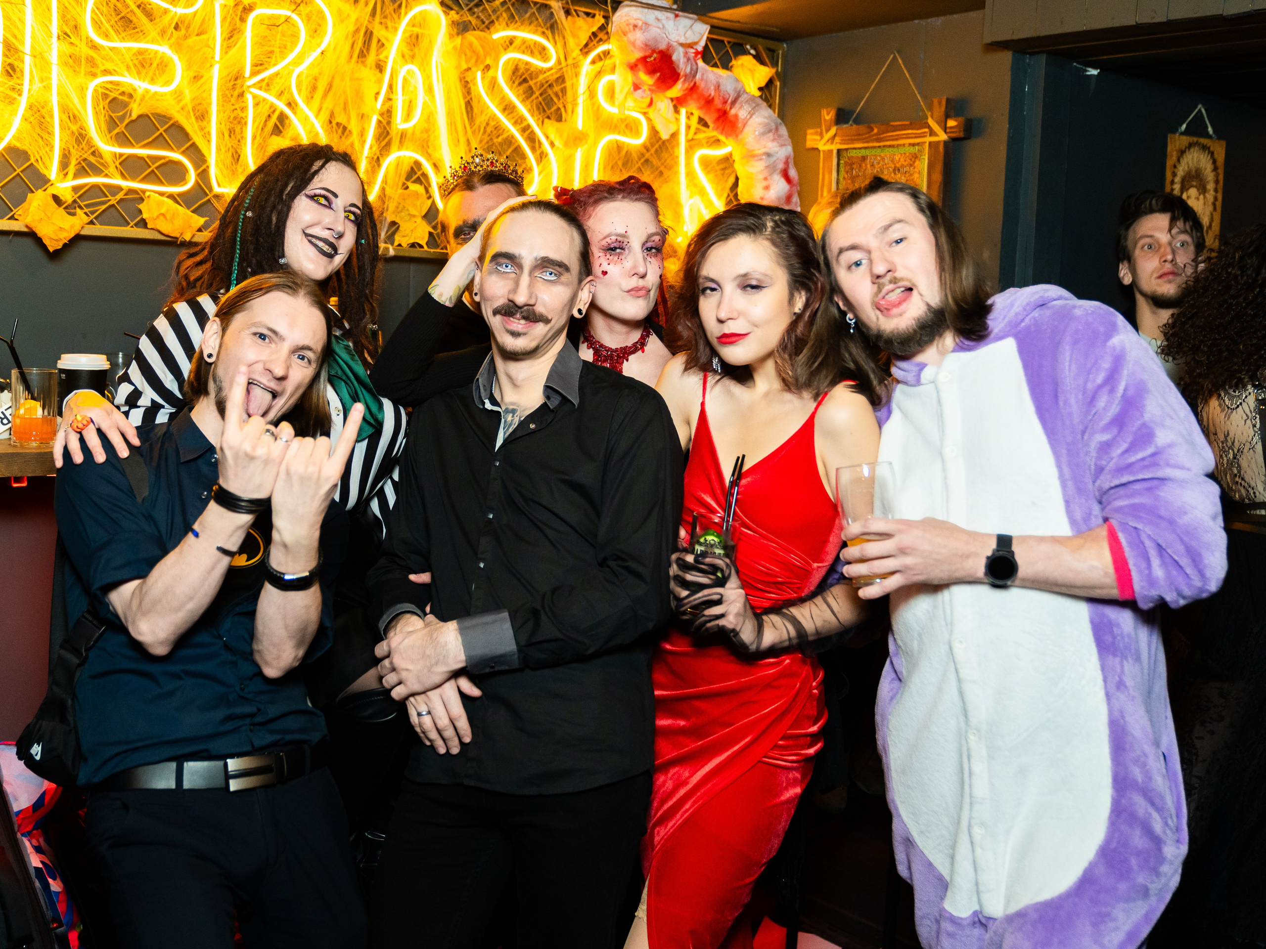Helloween. Хэллоуин в баре Дебошир Санкт-Петербург. Halloween at the Debaser Bar in St. Petersburg. Хэллоуин в Санкт-Петербурге, бар Дебошир, хэллоуин, праздники