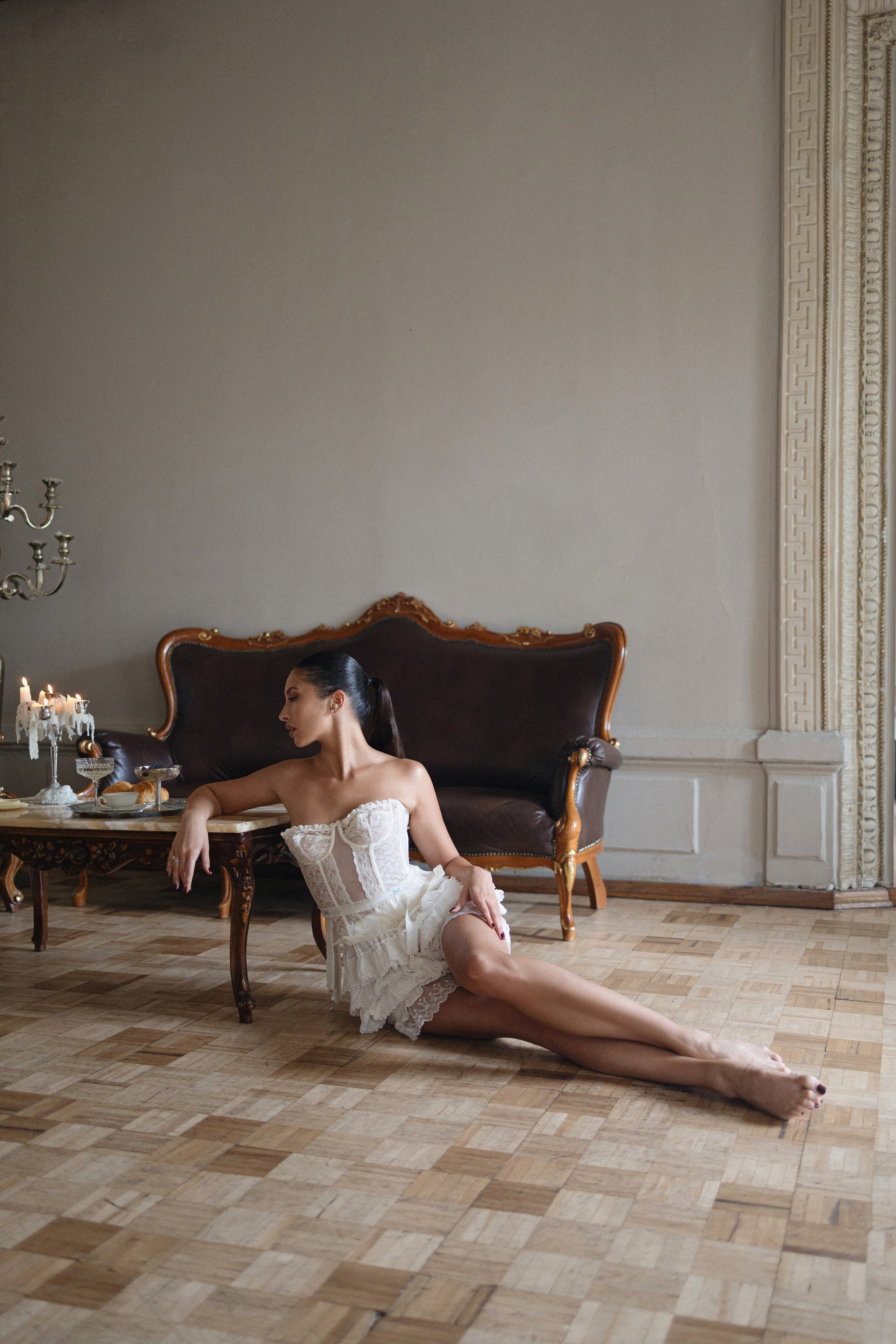 Фотосессия с кабриолетом в Москве свадебная. Свадебный фотограф Москва. Фотограф в Москве Валерия Рожкова