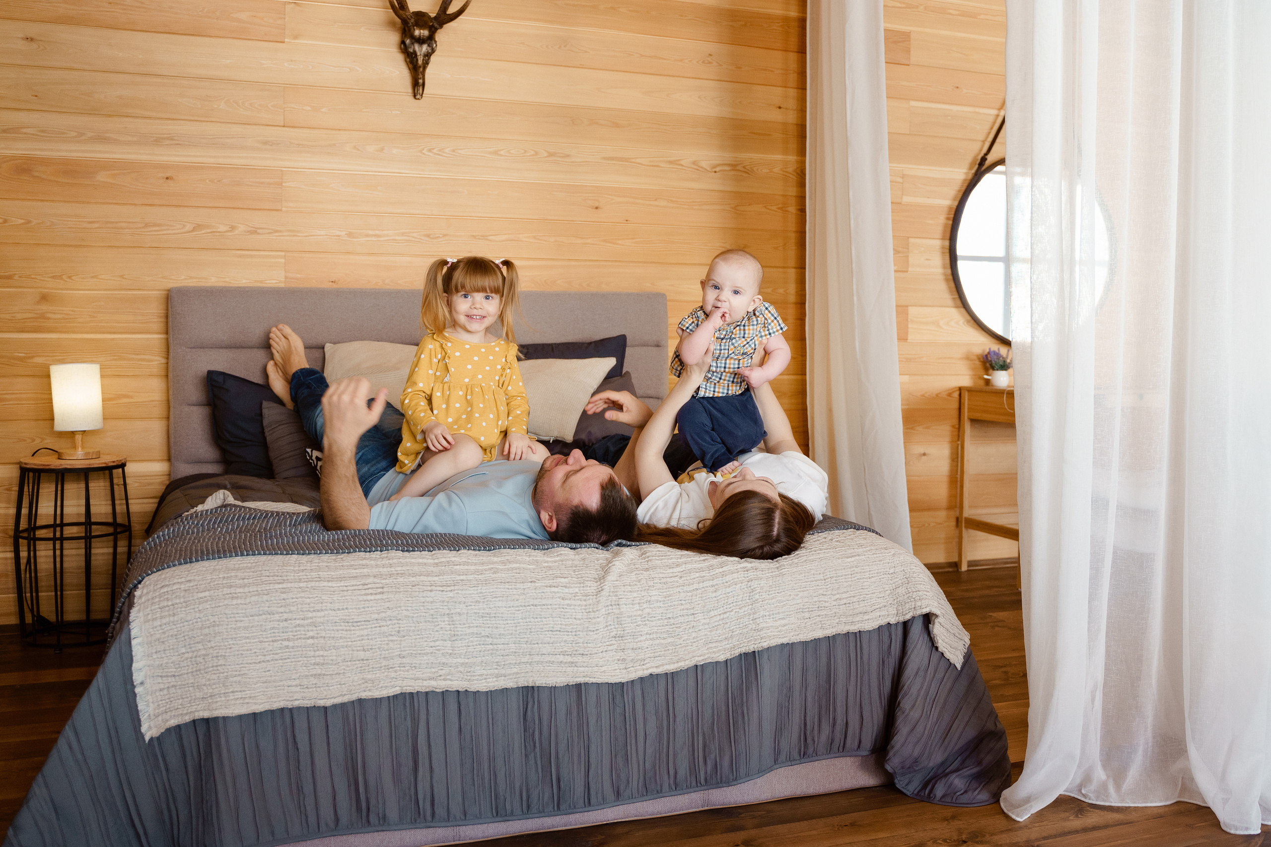 Светик и ее семья. Nadia Fay