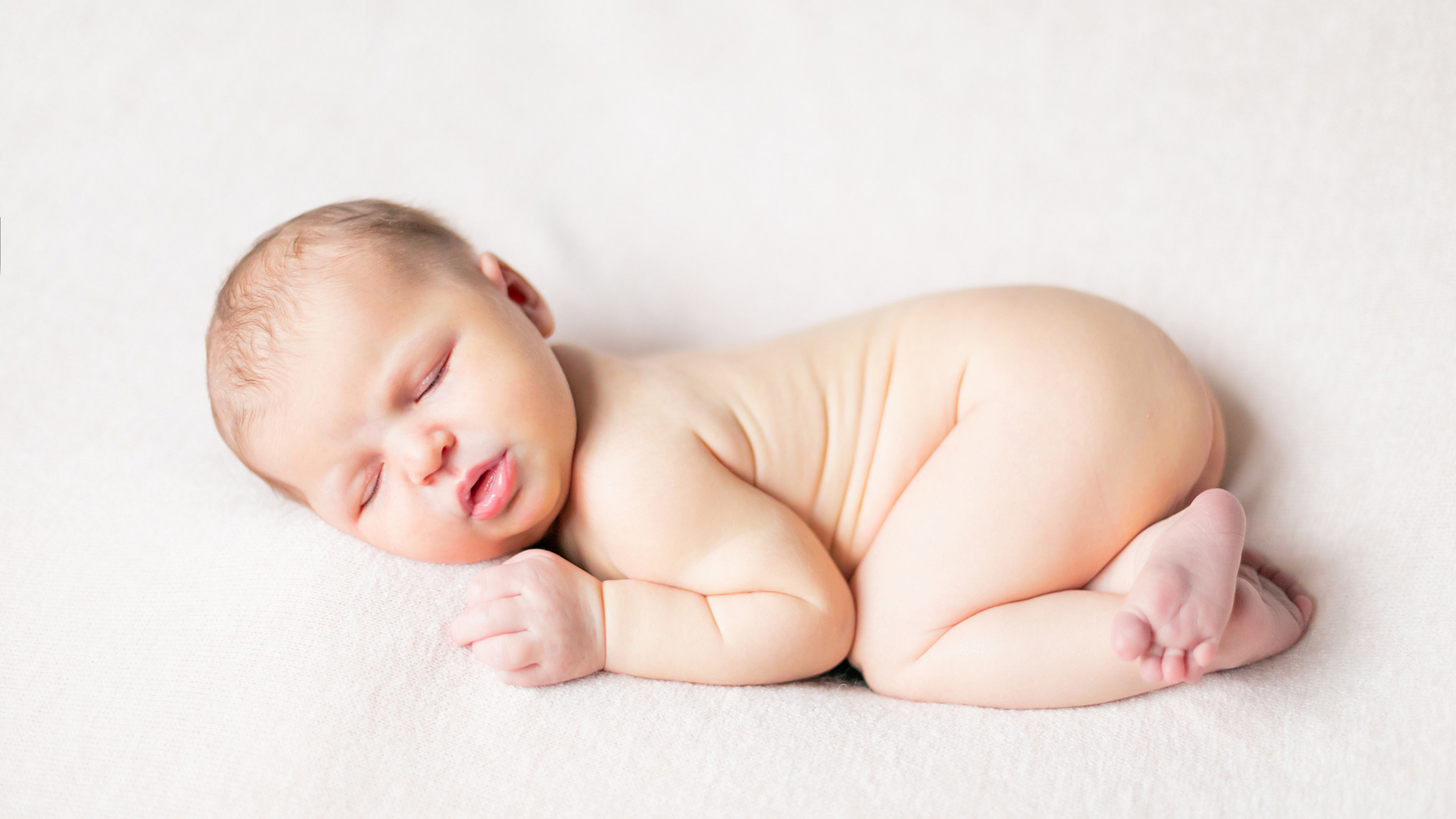 Lifestyle фотосессия новорожденного. Лена Крутова. Фотограф в Москве