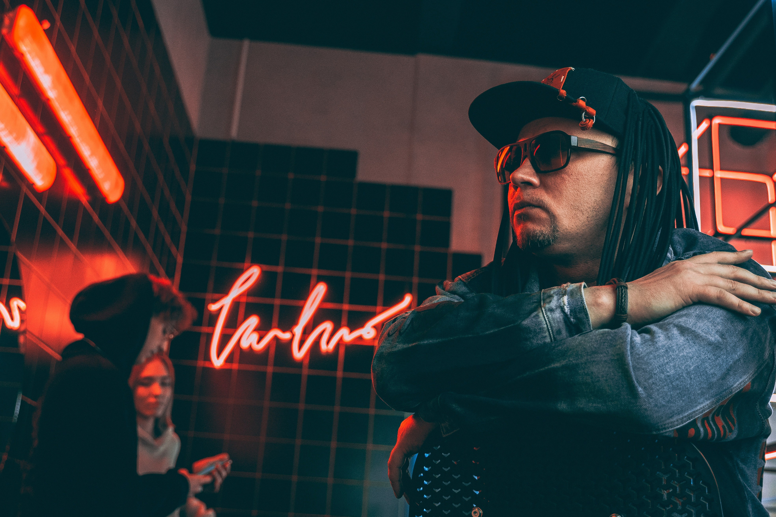 Фото. Music label Dust Heave sound