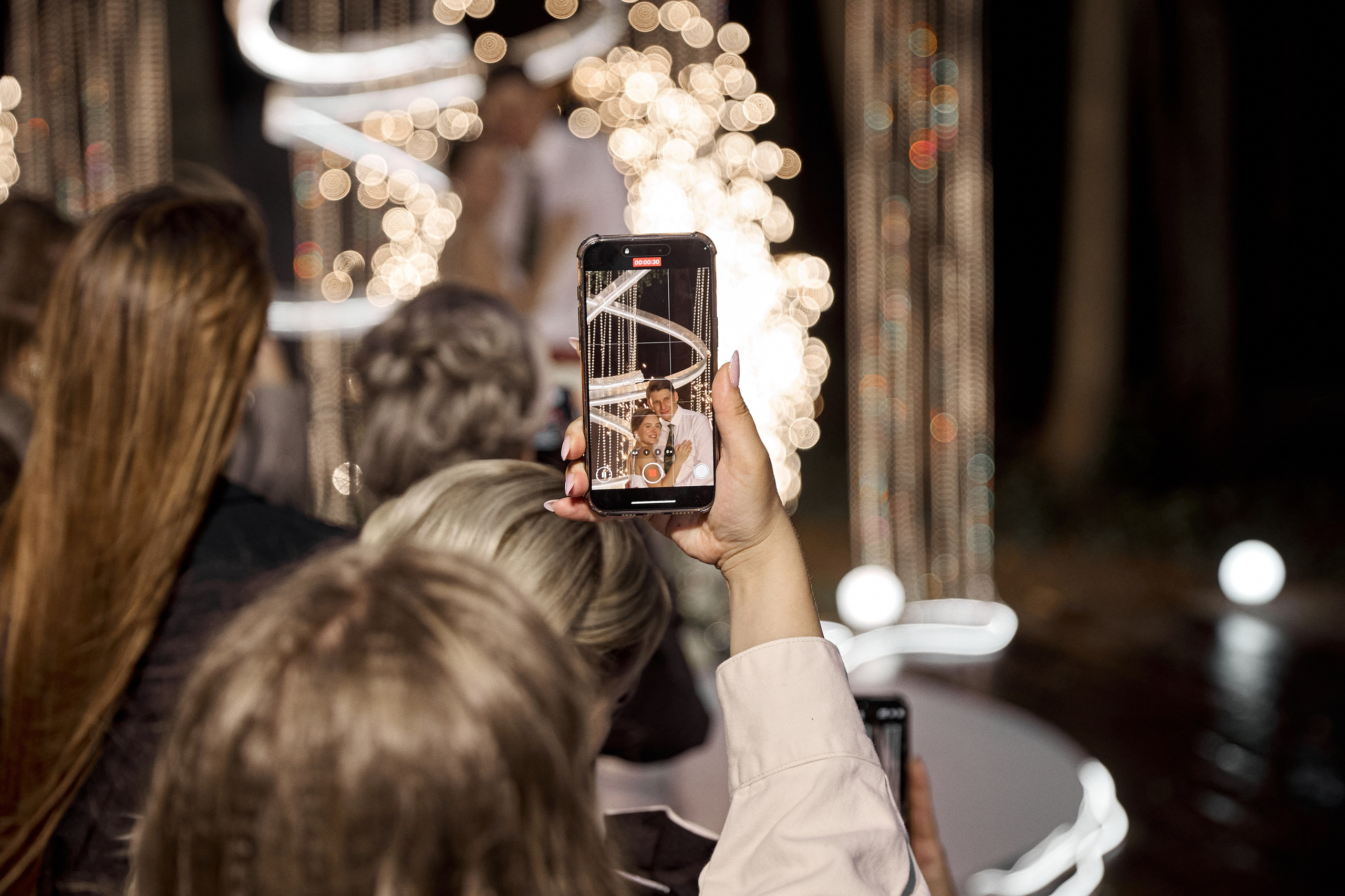 Crystal Swirl. Студия декора НикитинаДекор — оформление мероприятий в Ульяновске. Профессиональное создание эксклюзивных декораций