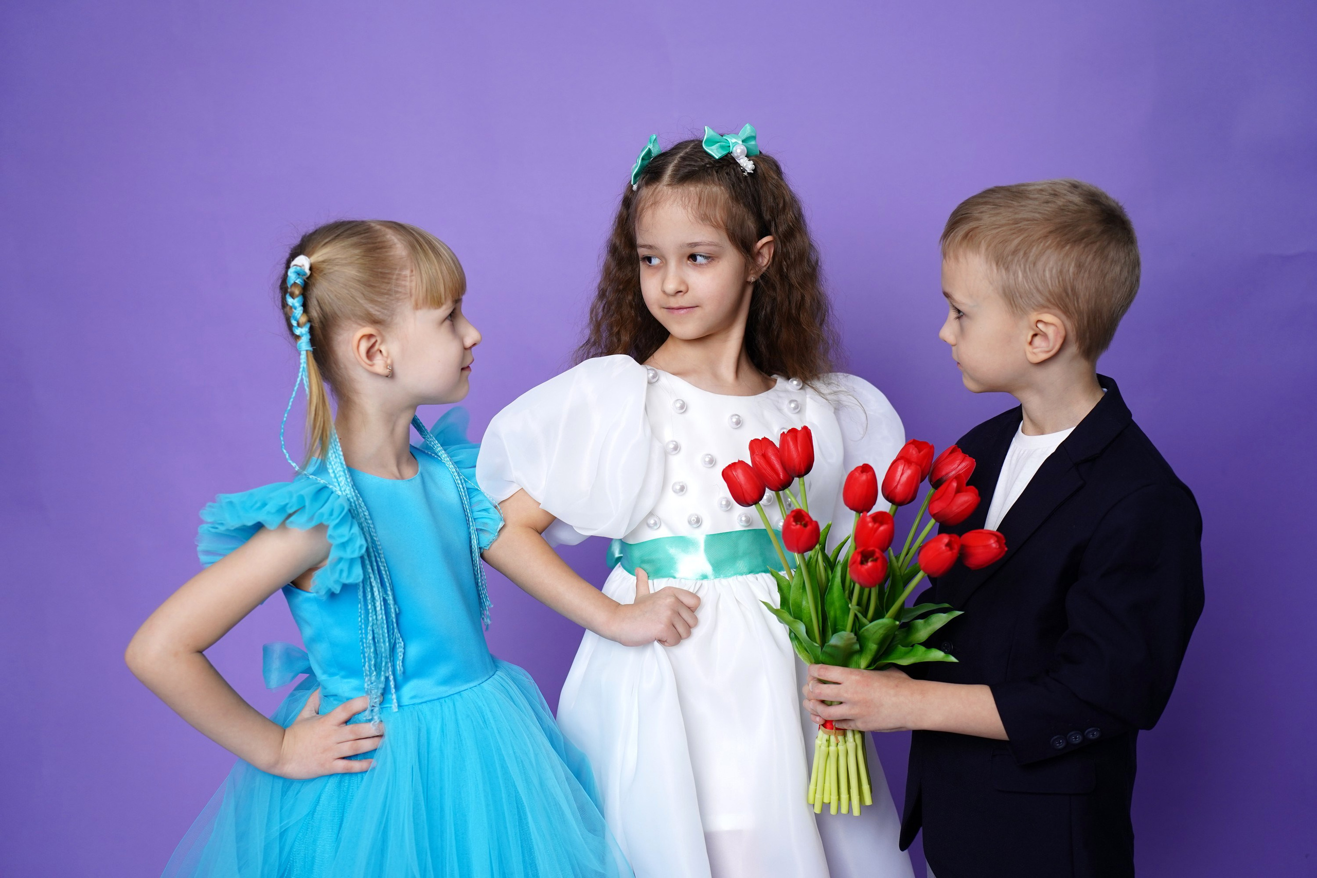 Мелкие группы. MEMENTO.Выпускные альбомы, школьные, юбилейные и другие книги. Ростов-на-Дону