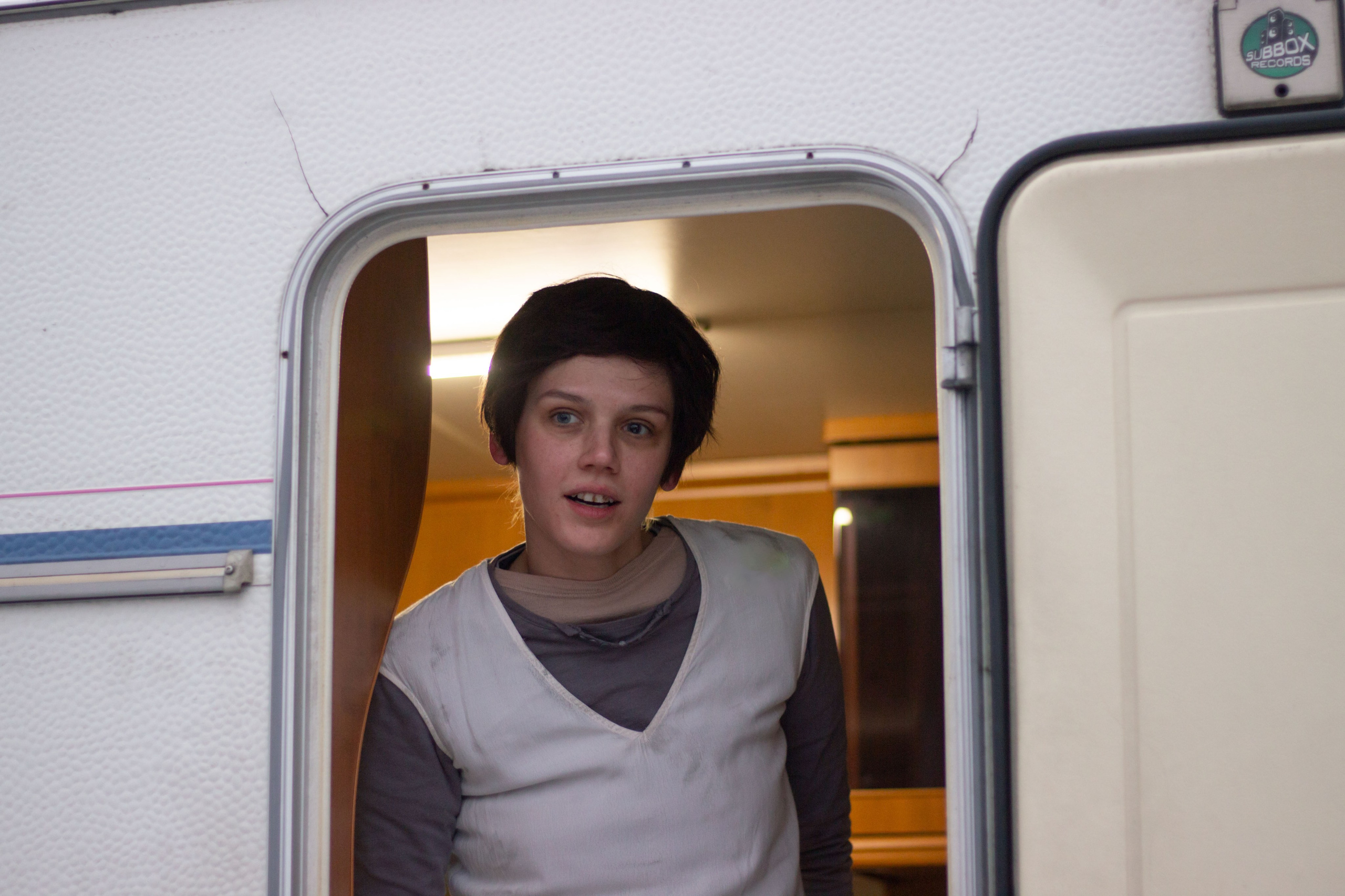 На съемках фильма «Ганди молчал по субботам». Юля Мурашова портретный и документальный фотограф