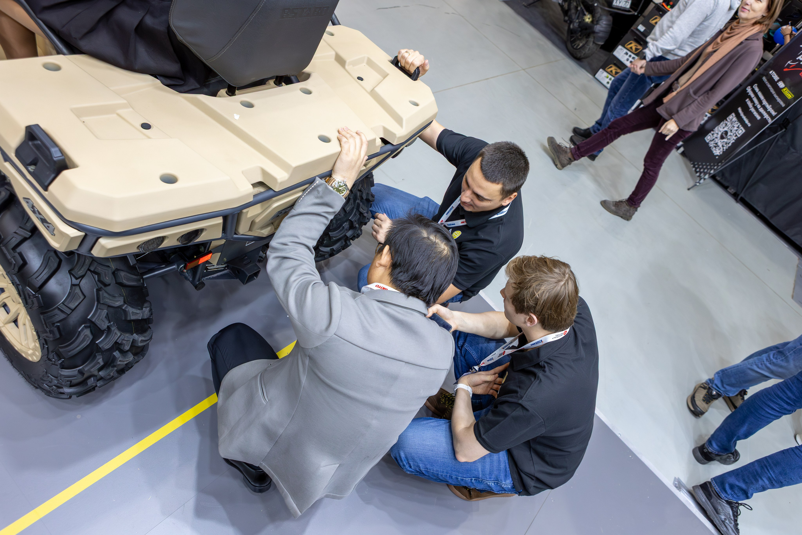 Стенд BSTABO. Reportage, studio, wedding, motorsport, commercial, photo shoot: Photographers Nikolai and Elena DvoTar