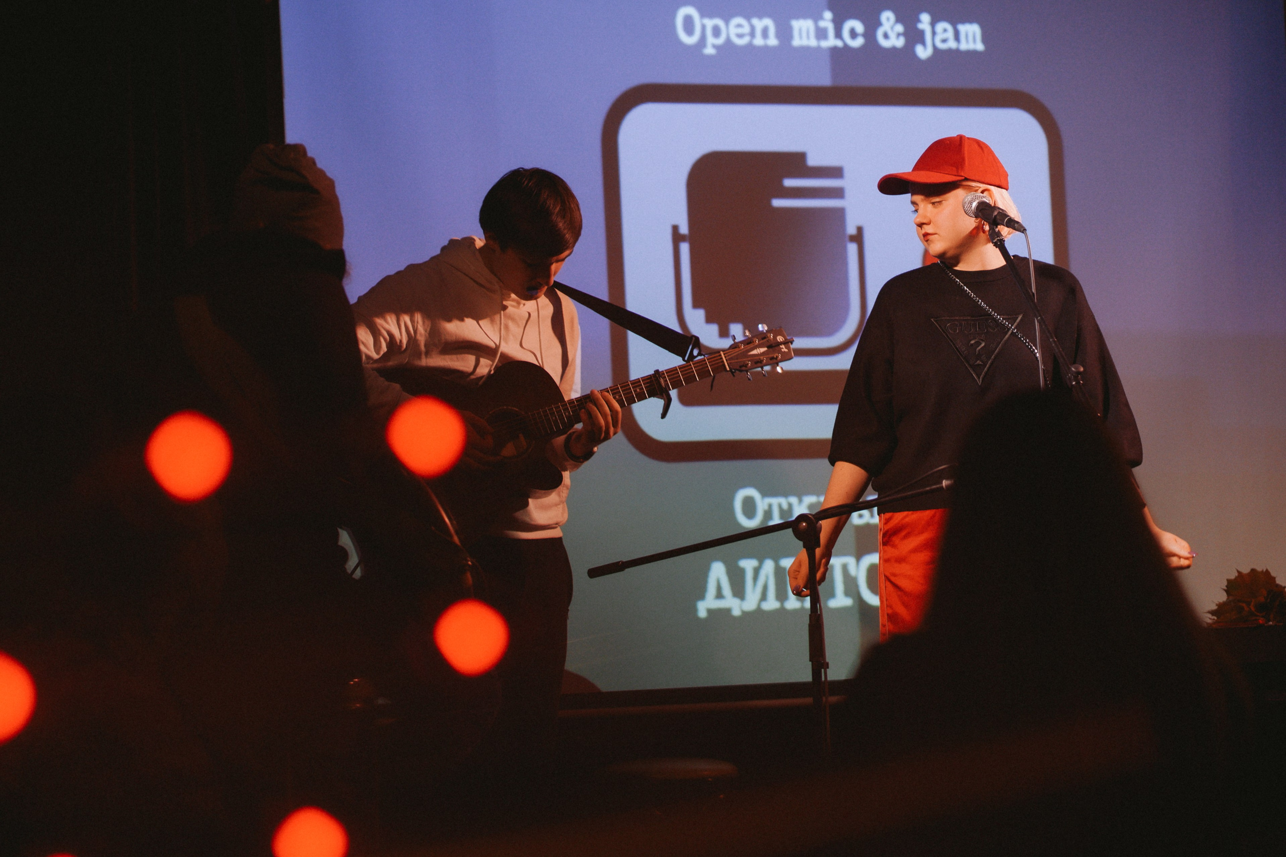 Открытый диктофон. Репортажный фотограф в Санкт-Петербурге. Фотограф на мероприятие в СПБ