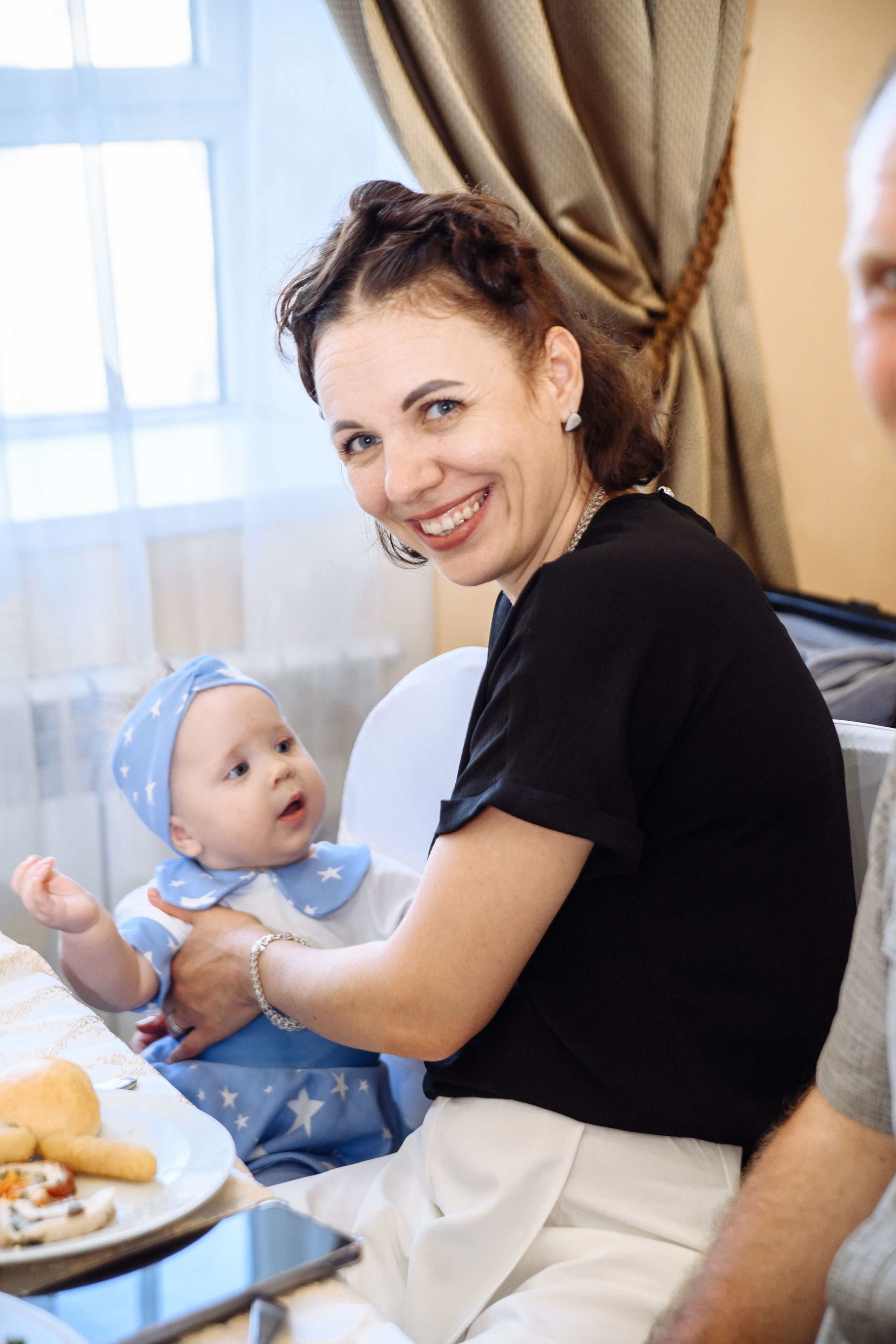 Свадебный банкет. Семейный фотограф Анна Лищук г. Таганрог