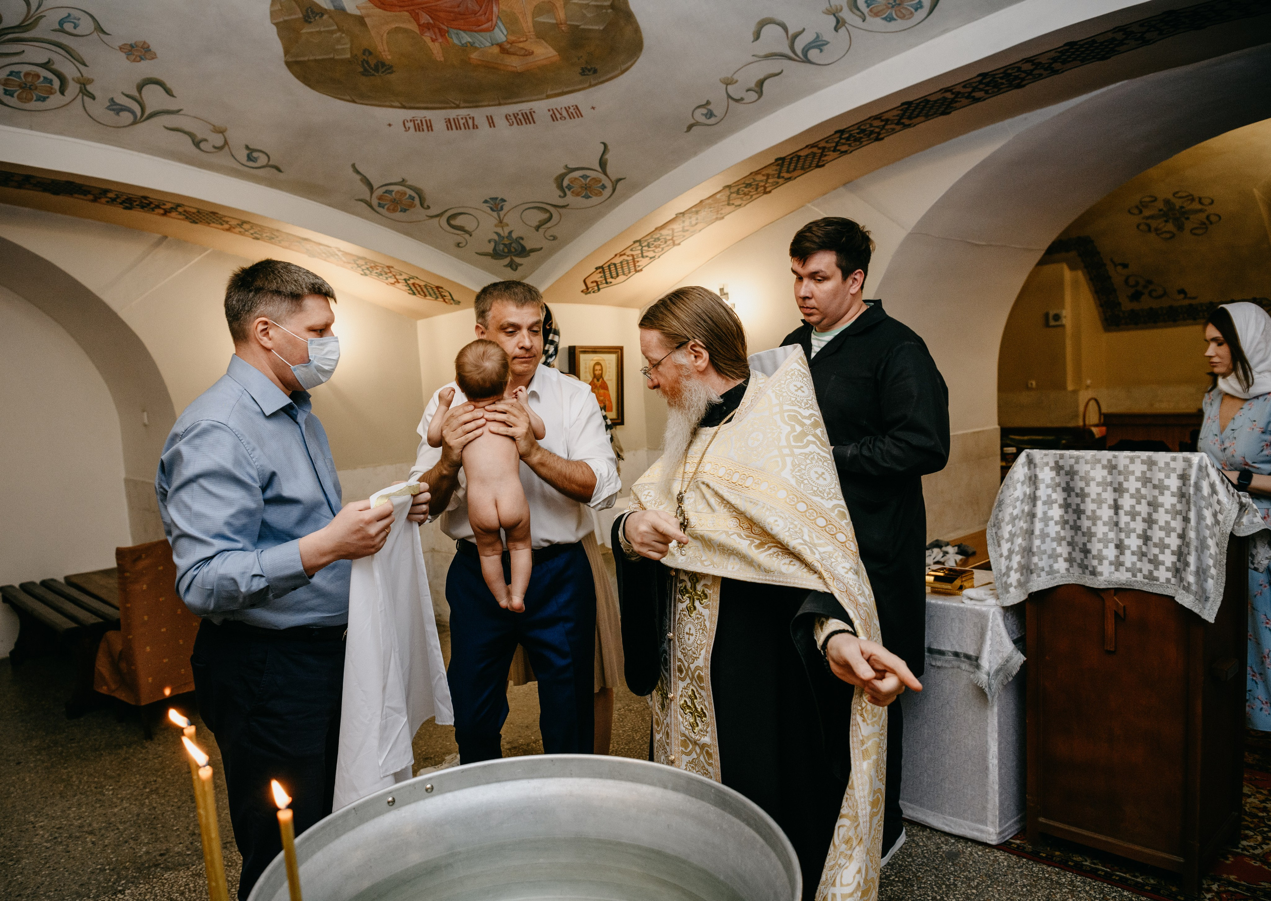 Крещение Александра. Фотограф на выписку из роддома в Москве и МО