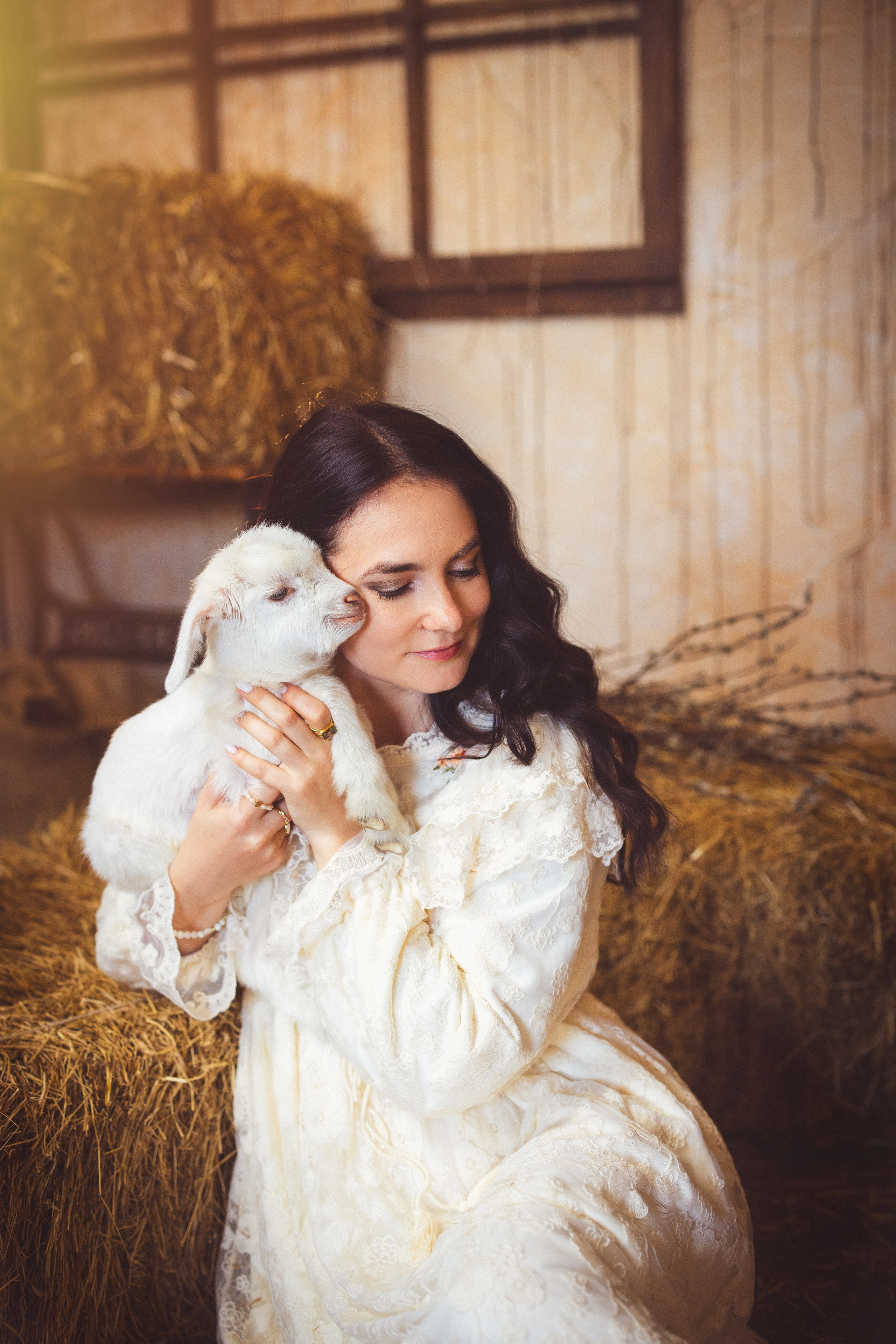 Пасхальный фотопроект с козочкой и утятами, в фотостудии «Эль» 2024 г. Семейный и детский фотограф в Краснодаре Анна Трашкова