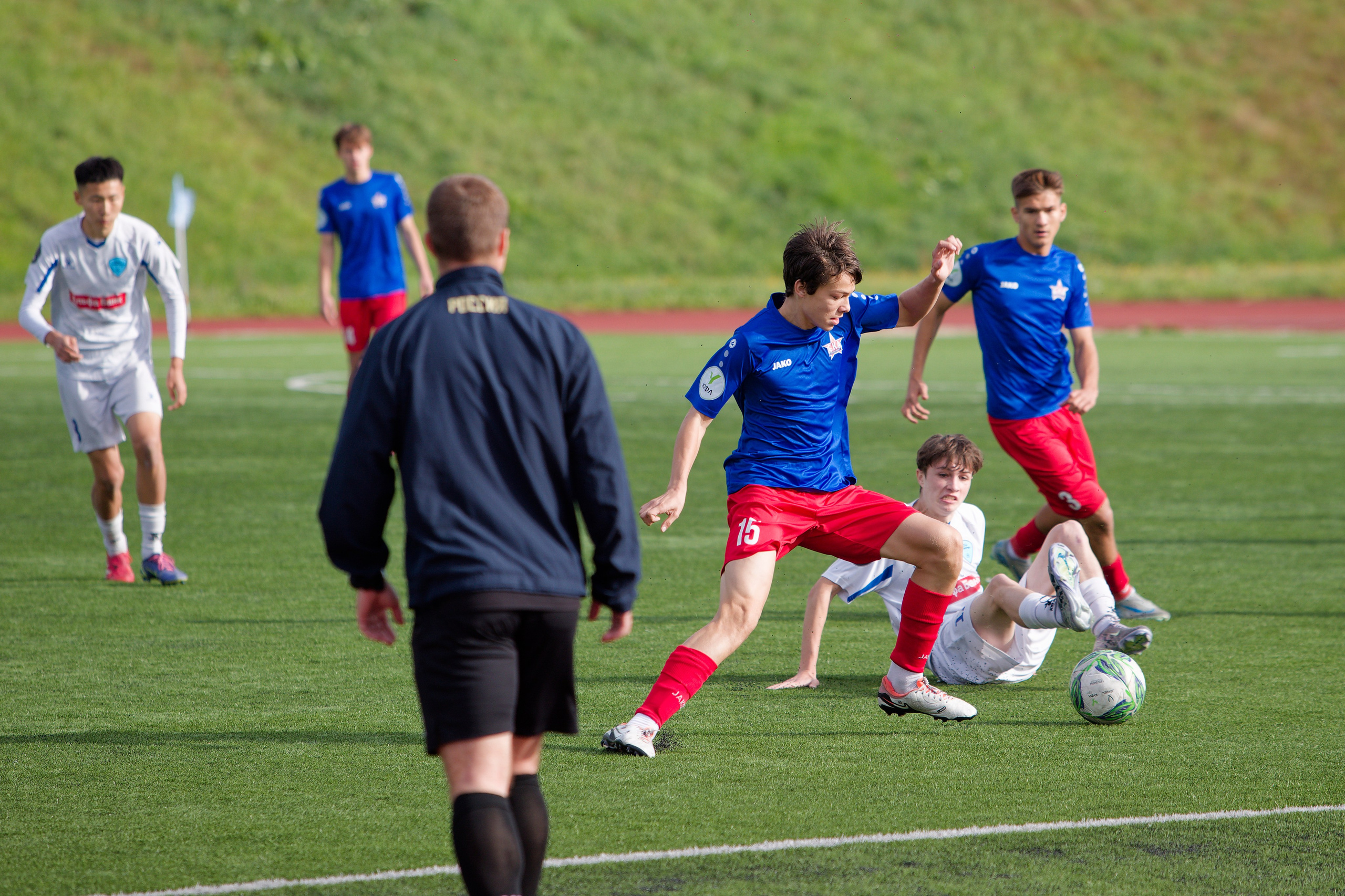 Матч ЮФЛ Сахалин-Хабаровск (U-18). Кутузов Евгений Фотограф в Южно-Сахалинске