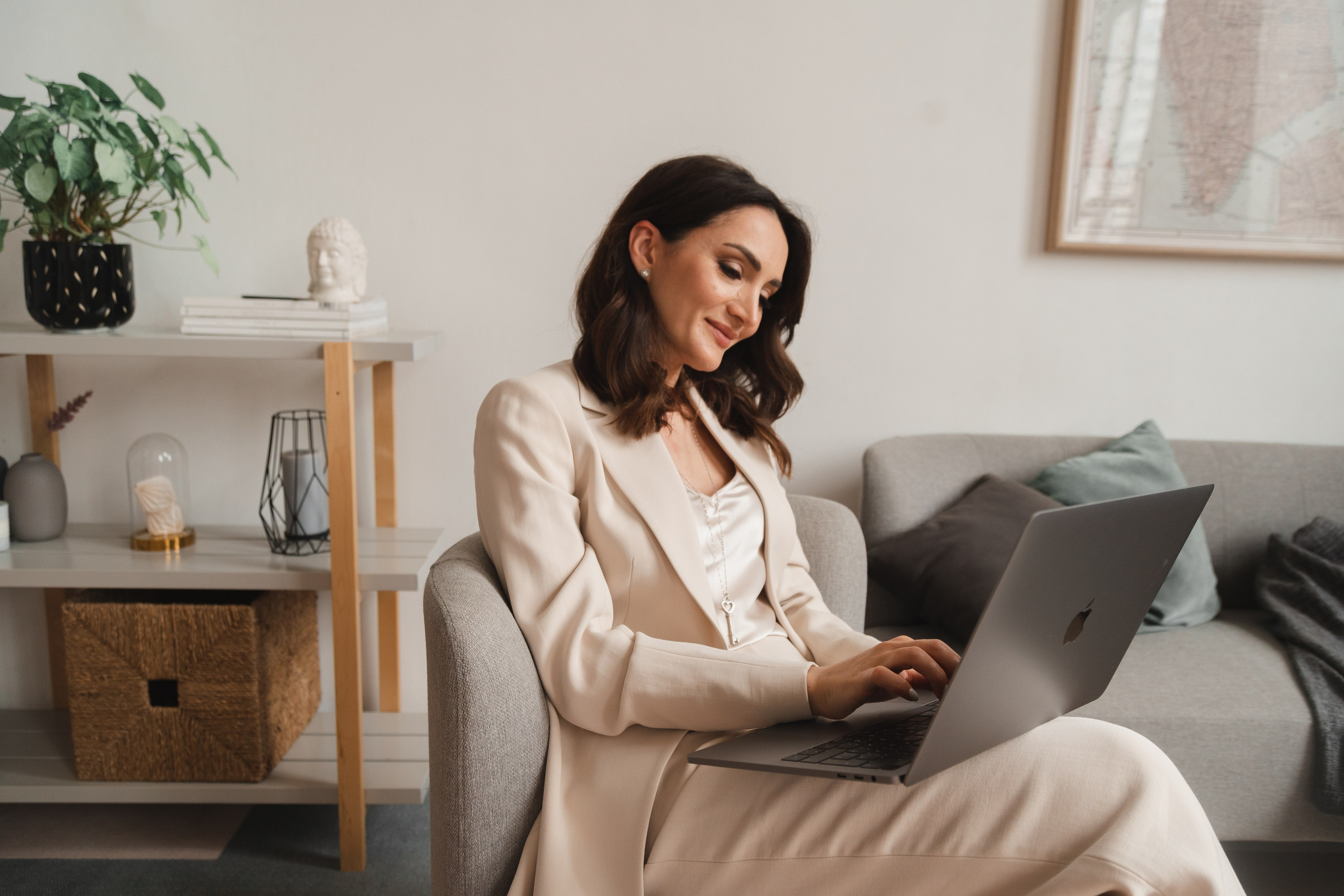 Аванесянц Софья I Косметолог, дерматовенеролог. Фотограф и ретушер Александра Белова