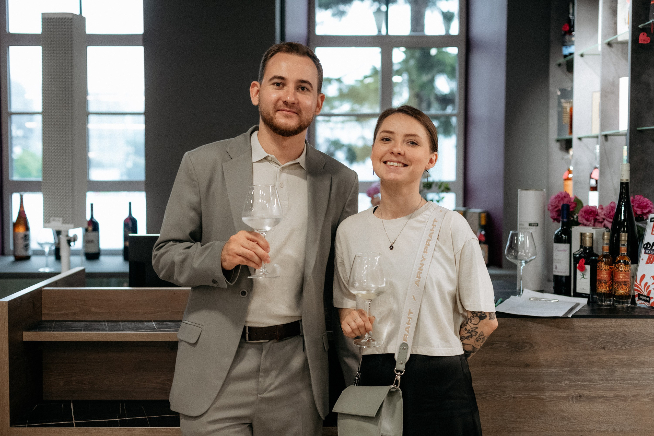 BY SIMPLE ВИНОТЕКА — ОТКРЫТИЕ. СВОИ. ФОТООТЧЕТЫ-СОБЫТИЯ-МЕСТА