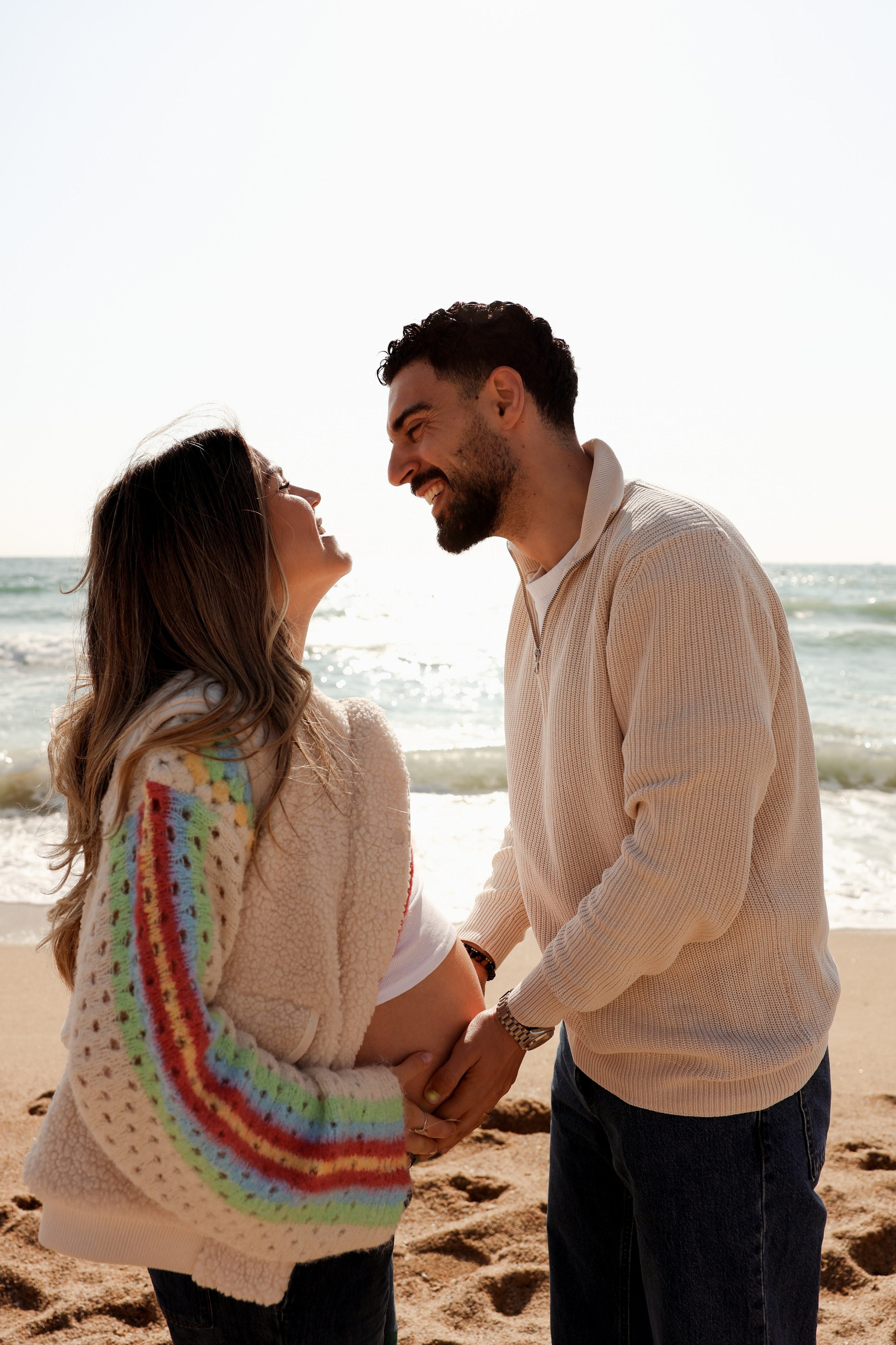 Sunny morning at the sea. Natalia Zhuravleva|family, newborn, maternity photographer in Barcelona
