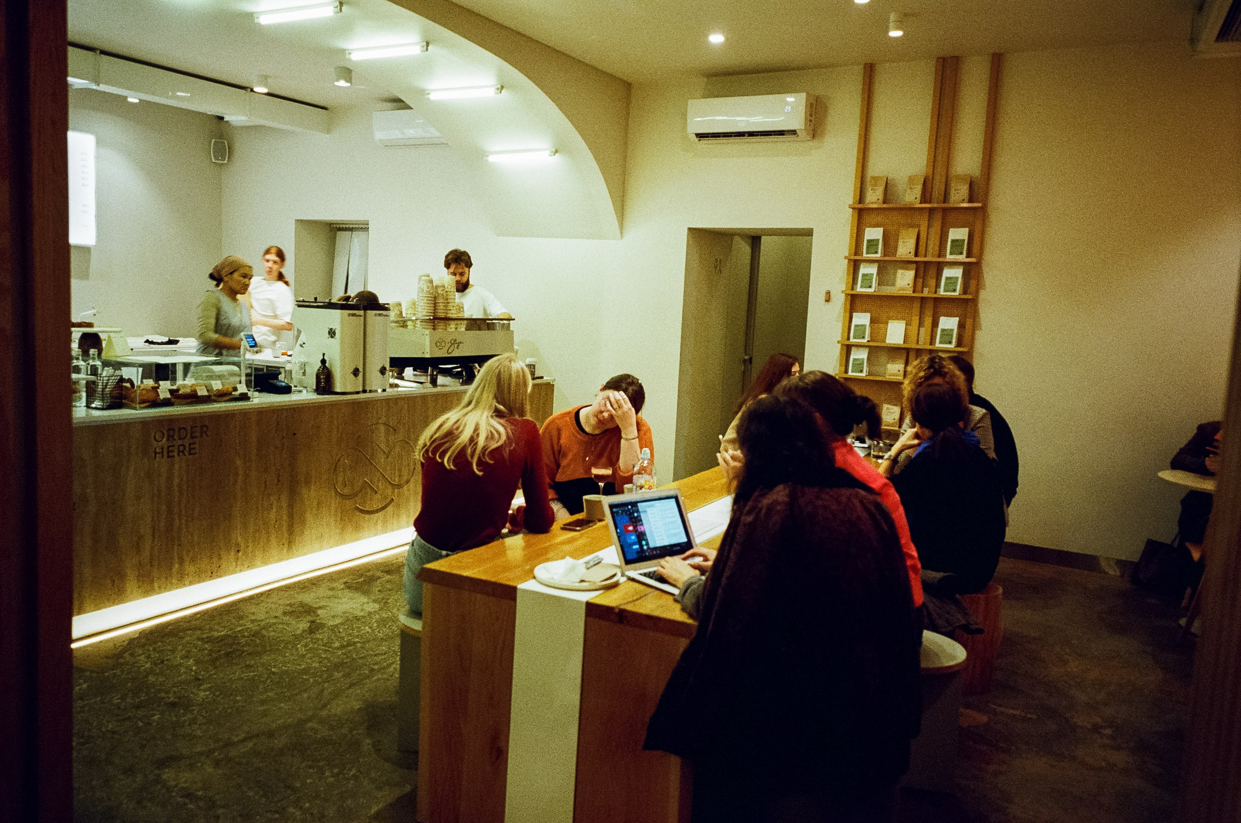 Грани искусства. От театра до архитектуры. Фотограф-документалист Мария Осокина