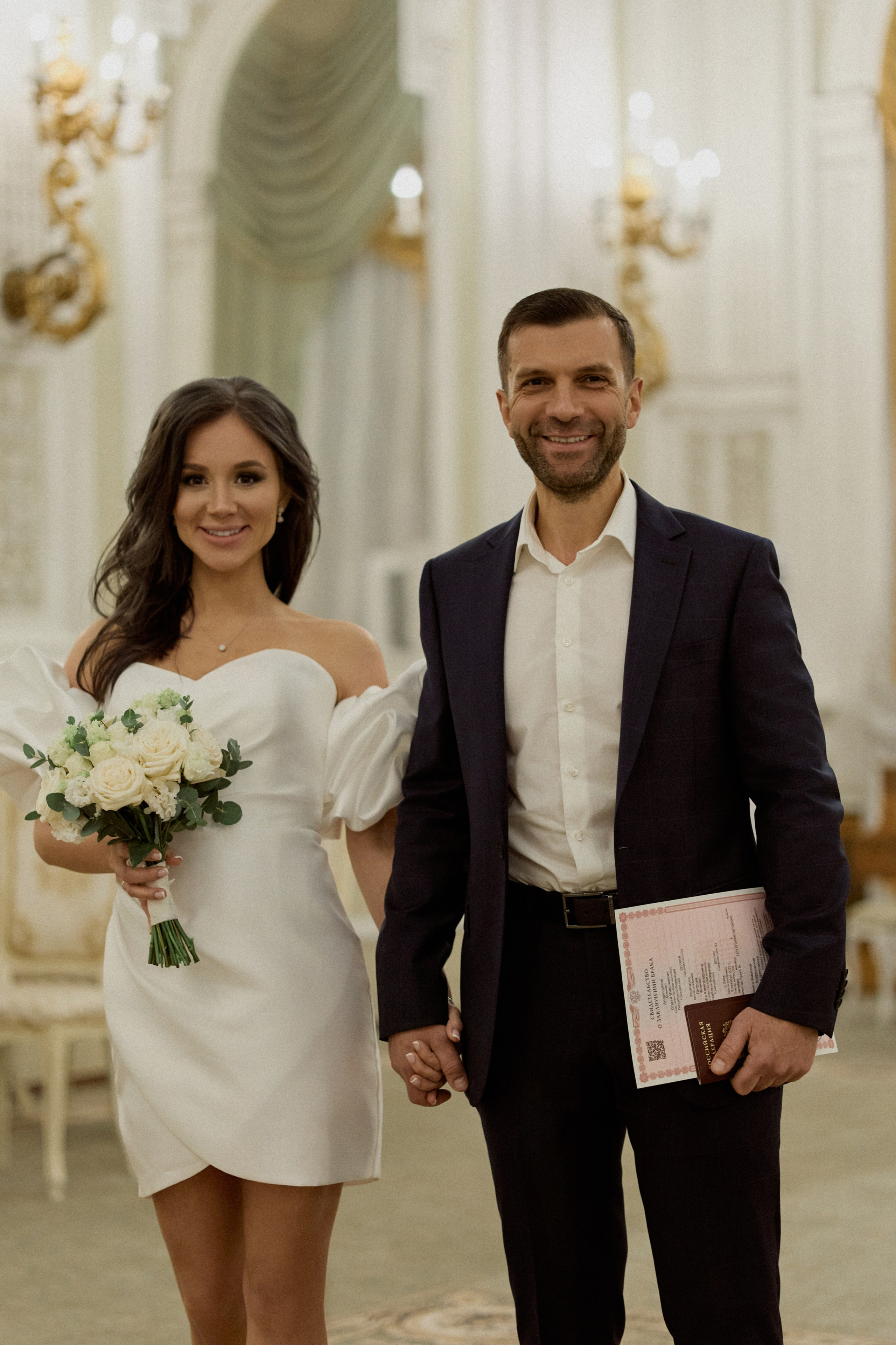 Свадебная фотосессия в особняке. Сестры Карабаза. Фотографы и ретушеры в Москве и Санкт-Петербурге