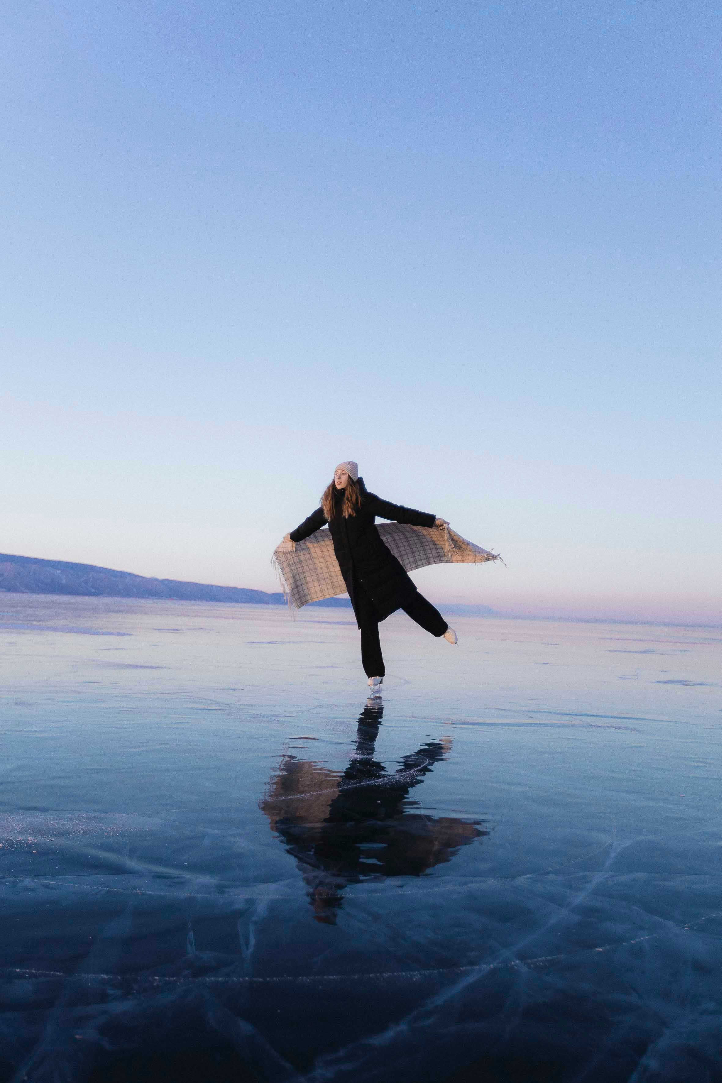 Самый большой каток в мире. Фотограф Ольхон, Регина