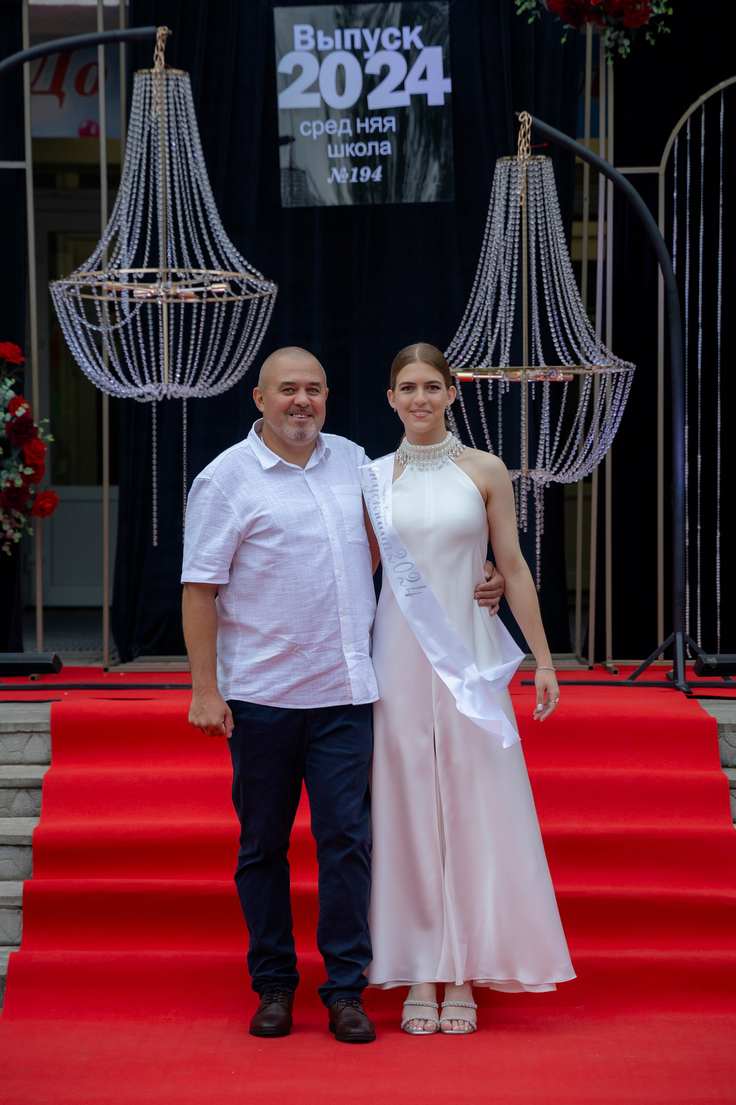 Школьный выпускной 2024 год в Соколе (Минск). Свадебный фотограф в Минске/Беларуси Сергей Спиридонов