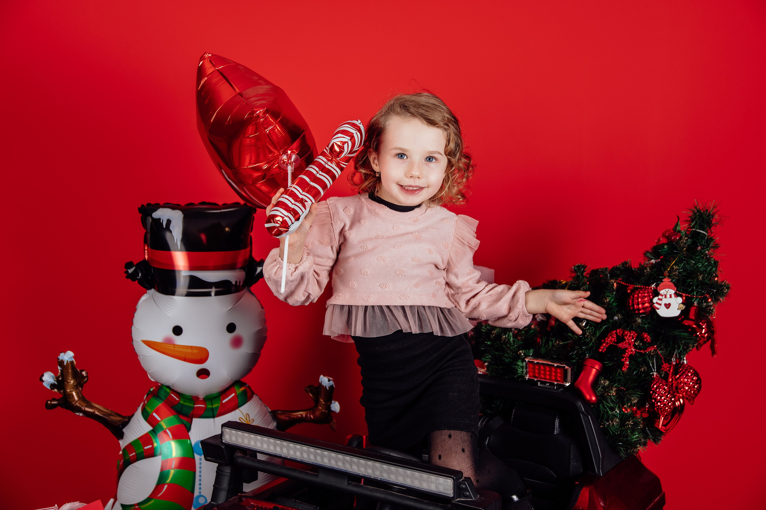 КРАСНЫЙ НОВЫЙ ГОД. Детский и семейный фотограф Катерина Мишина