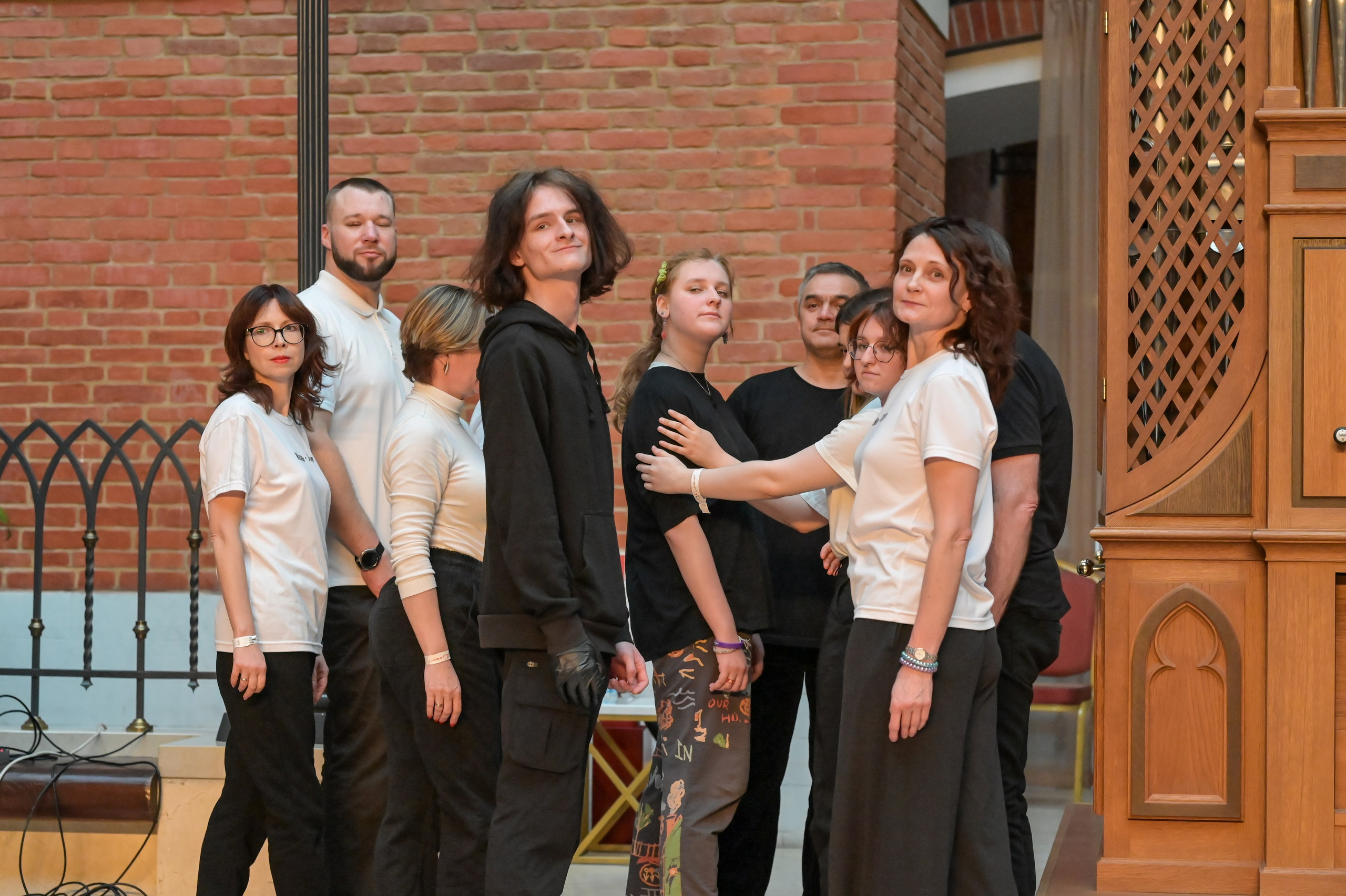 «Люди как люди» Царицыно 2024 г. Семейный и репортажный фотограф в Москве Анастасия Трубкина