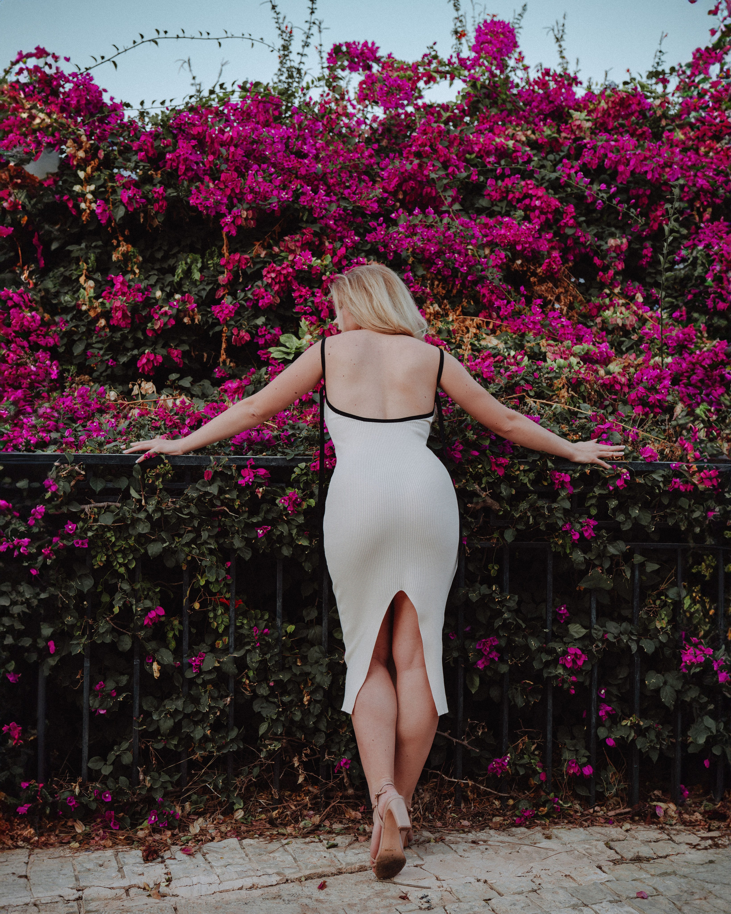 В цветущем саду. Портретный и свадебный фотограф в Москве Финкельштенй Анна