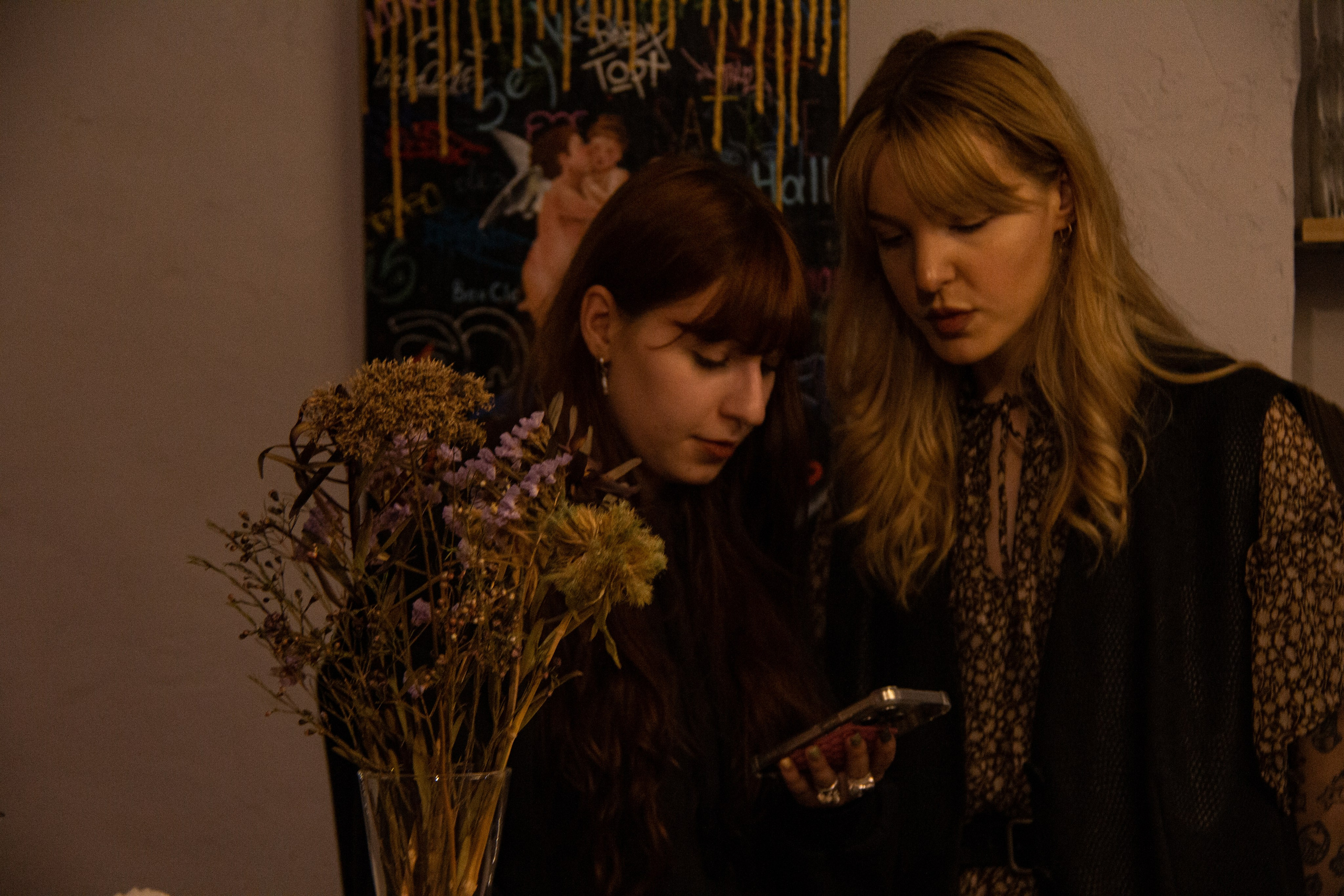 Кофейня Катартика, открытие выставки «Мистика» 3.10.2024. Janie valde | visual artist