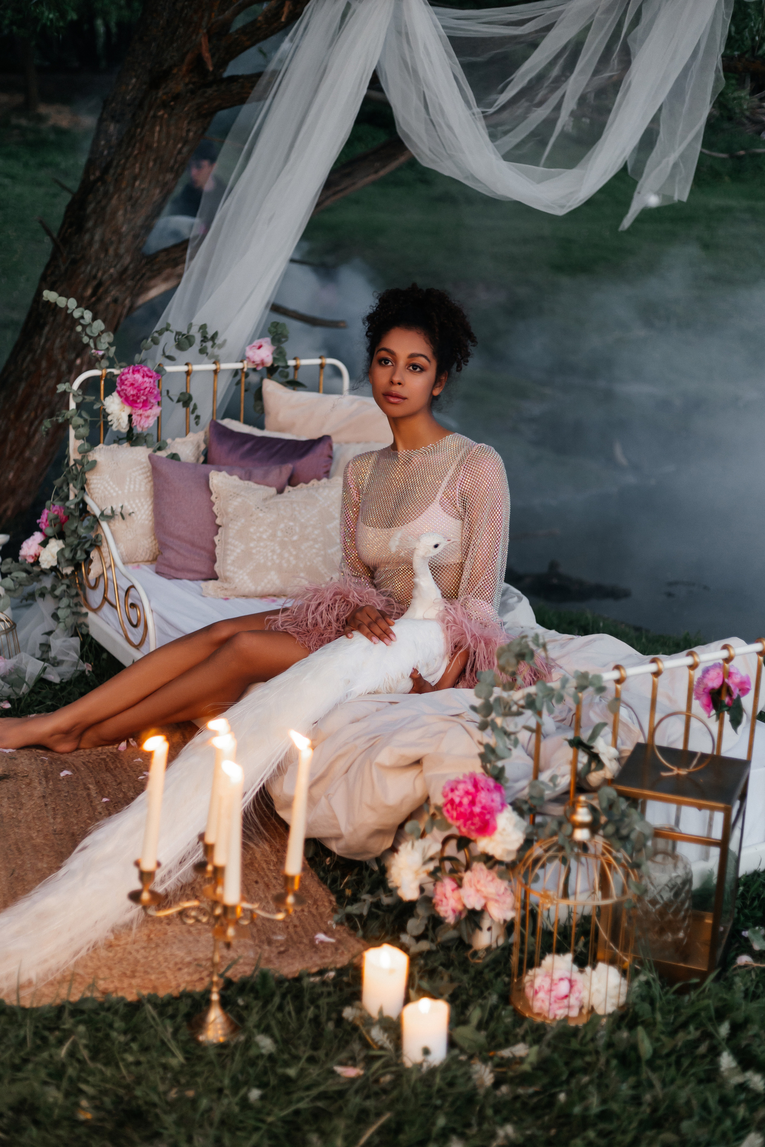 Амалия (съемка с павлином). Фотограф Наталия Федосова, г. Москва. TG и Instagram @nataliya_raw