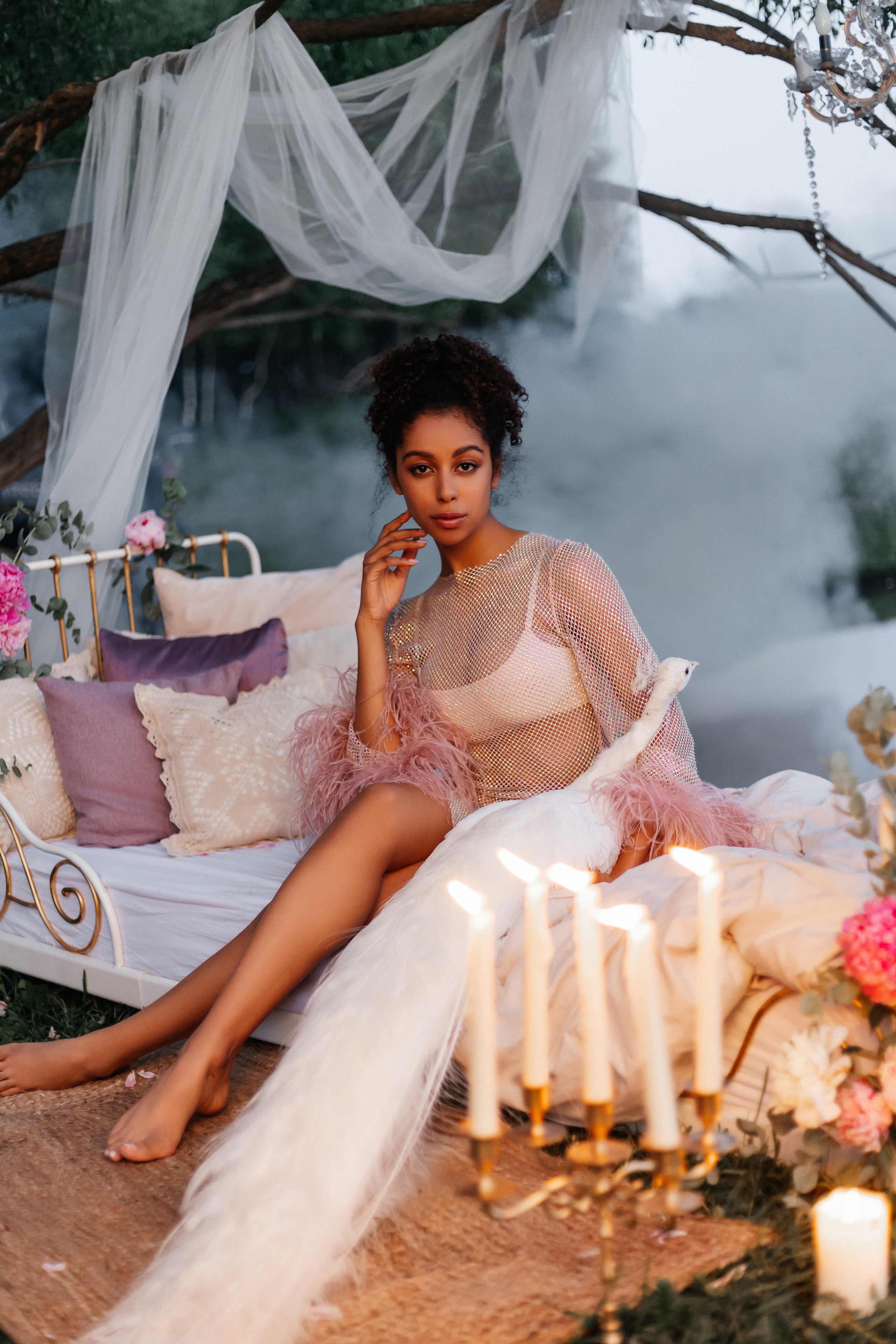 Амалия (съемка с павлином). Фотограф Наталия Федосова, г. Москва. TG и Instagram @nataliya_raw