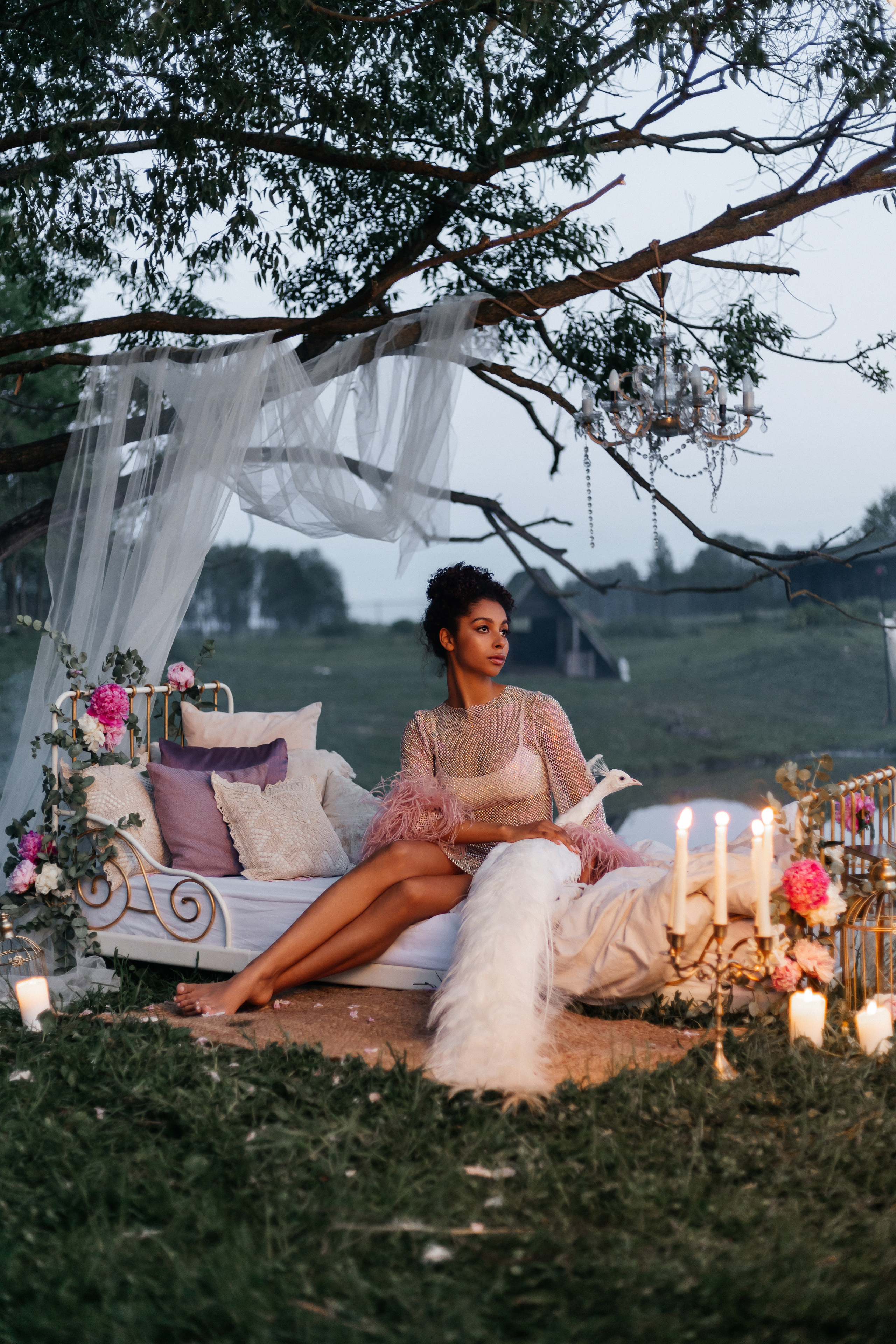 Амалия (съемка с павлином). Фотограф Наталия Федосова, г. Москва. TG и Instagram @nataliya_raw