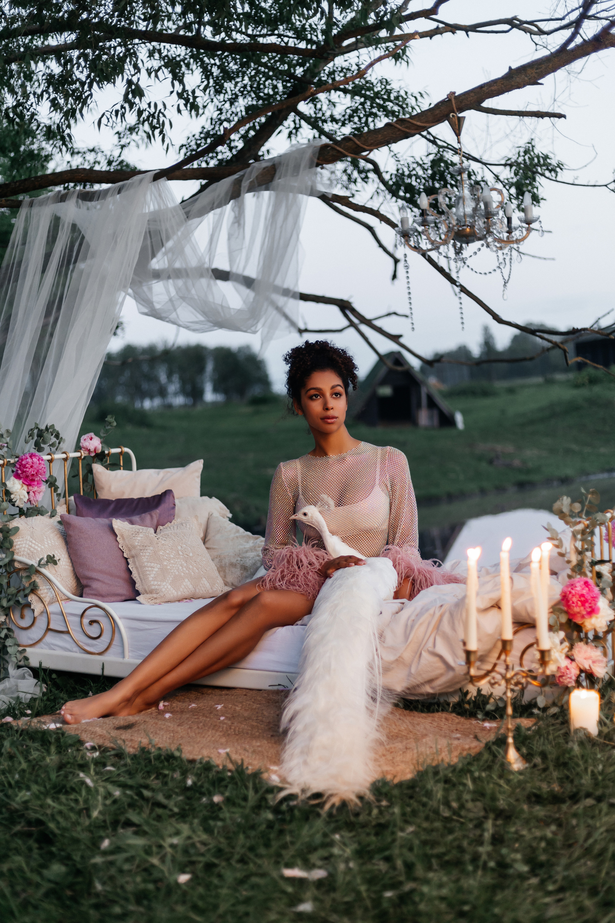 Амалия (съемка с павлином). Фотограф Наталия Федосова, г. Москва. TG и Instagram @nataliya_raw