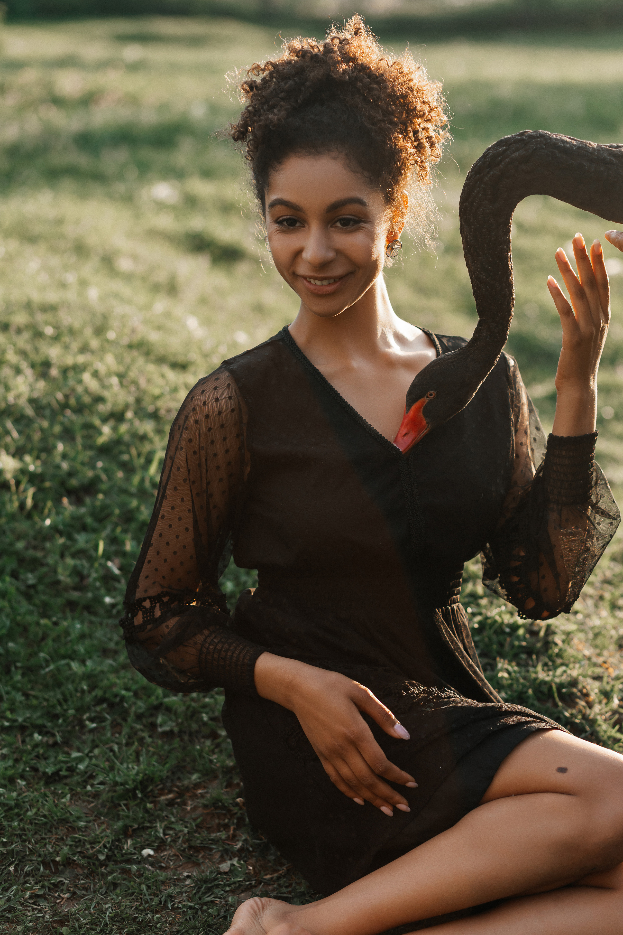 Амалия (съемка с лебедем). Фотограф Наталия Федосова, г. Москва. TG и Instagram @nataliya_raw