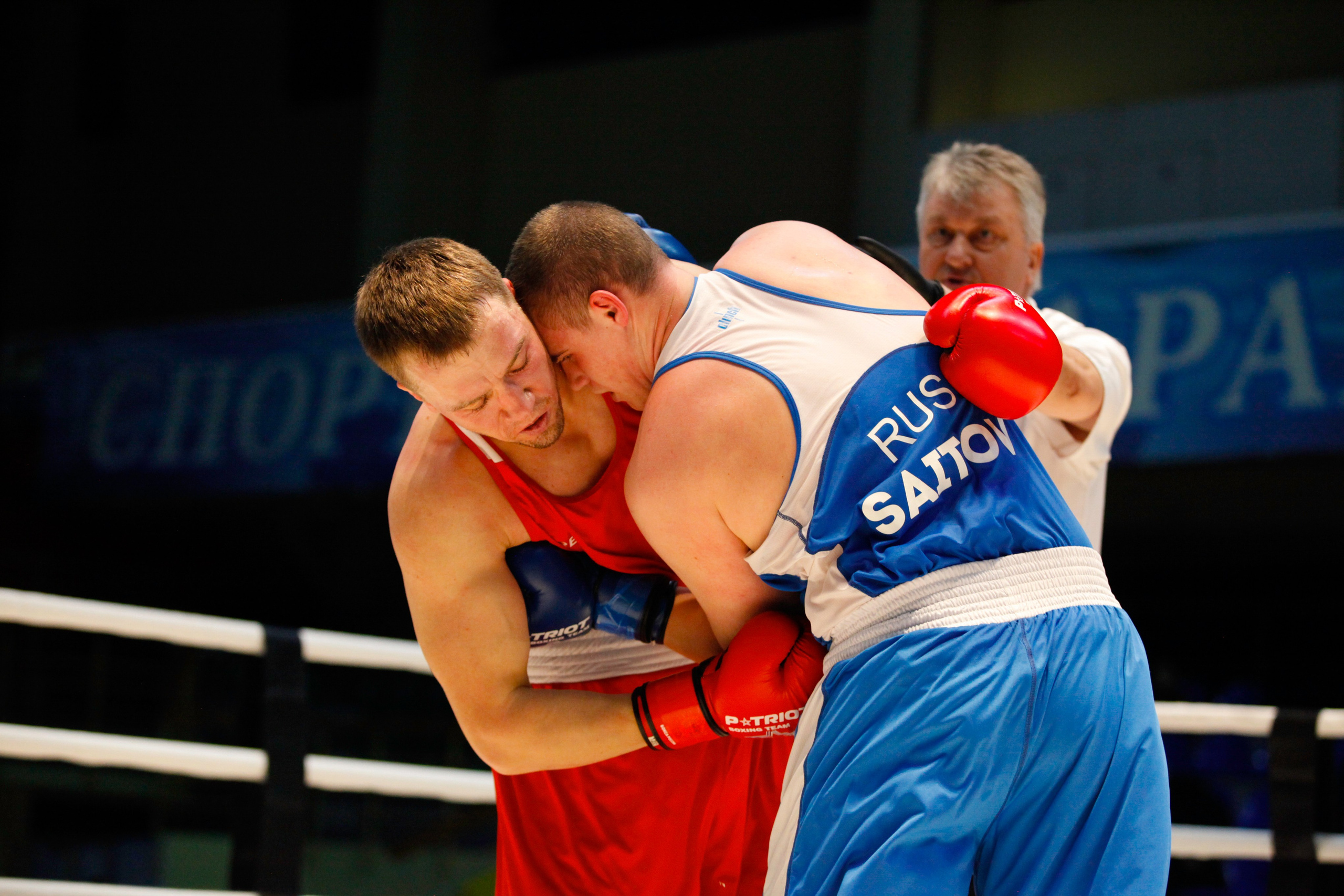 БОКС. Фото. Спортивный фотограф, трансляция, звук и свет в Новосибирске