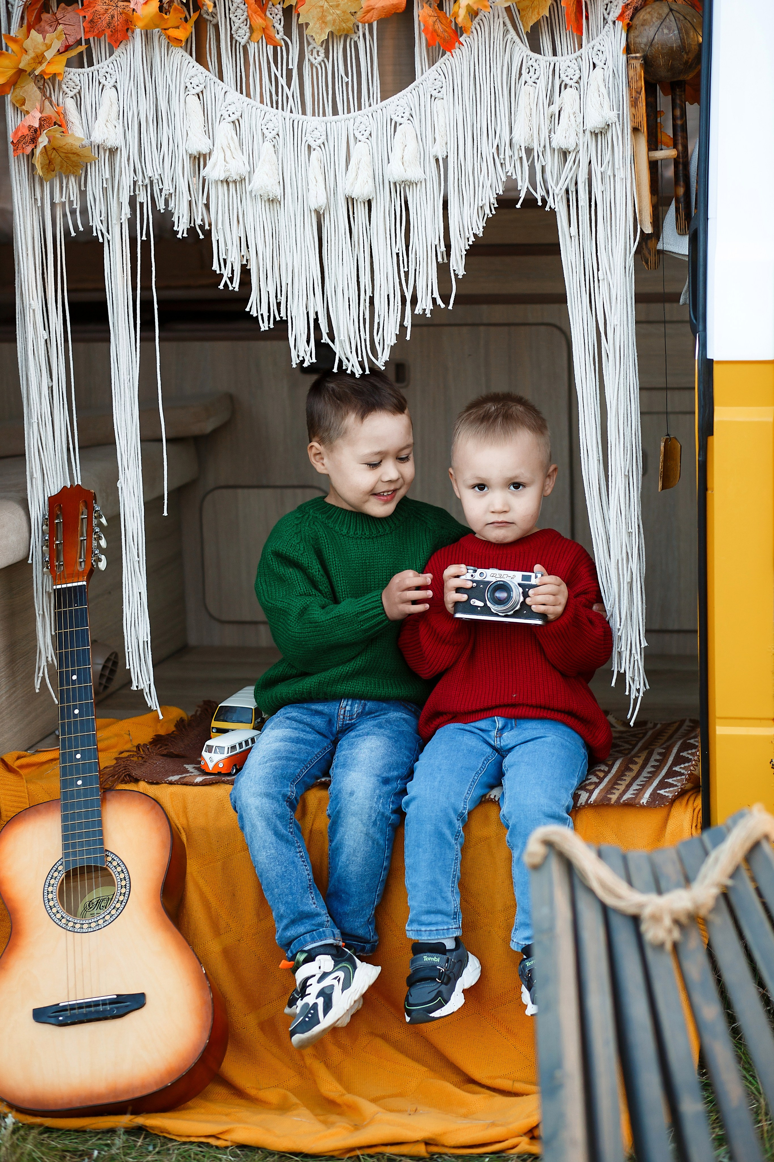Желтый фургон. Семейный и детский фотограф в Стерлитамаке Разина Рахмангулова